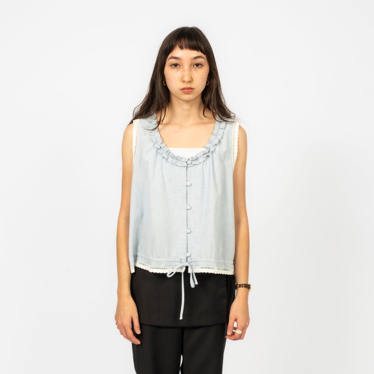 [DUNST] FRILLED SLEEVELESS BLOUSE _ SOFT BLUE CHECK
