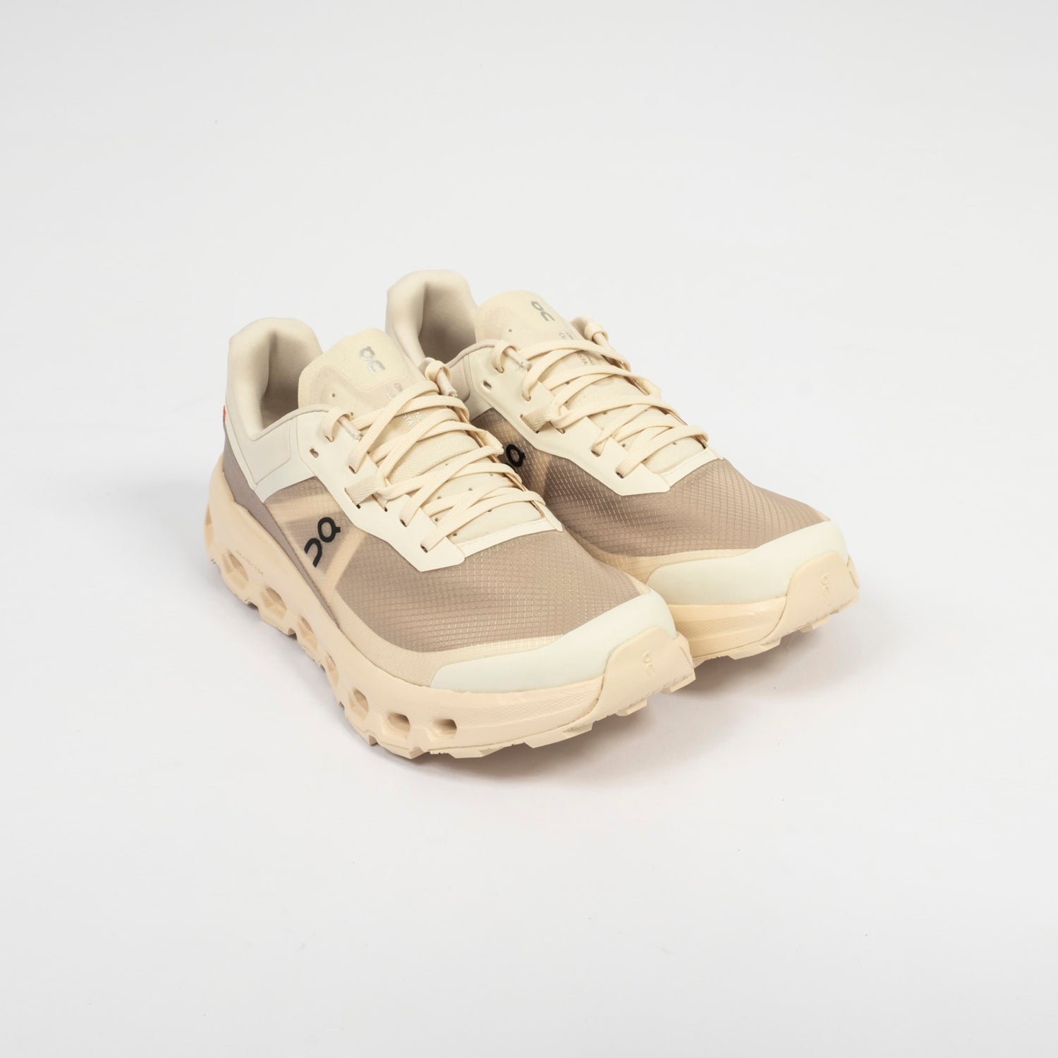 [ON RUNNING] CLOUDVISTA 2 MEN _ CREAM DESERT