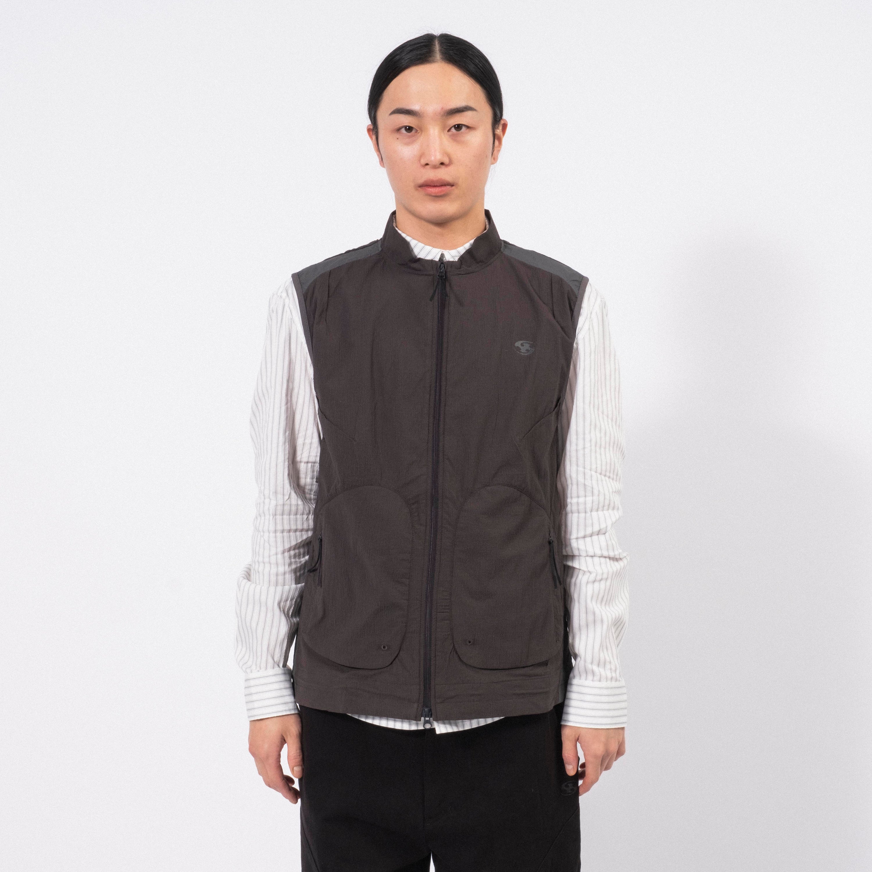 [SAN SAN GEAR] TERRAFACE VEST _ CHARCOAL