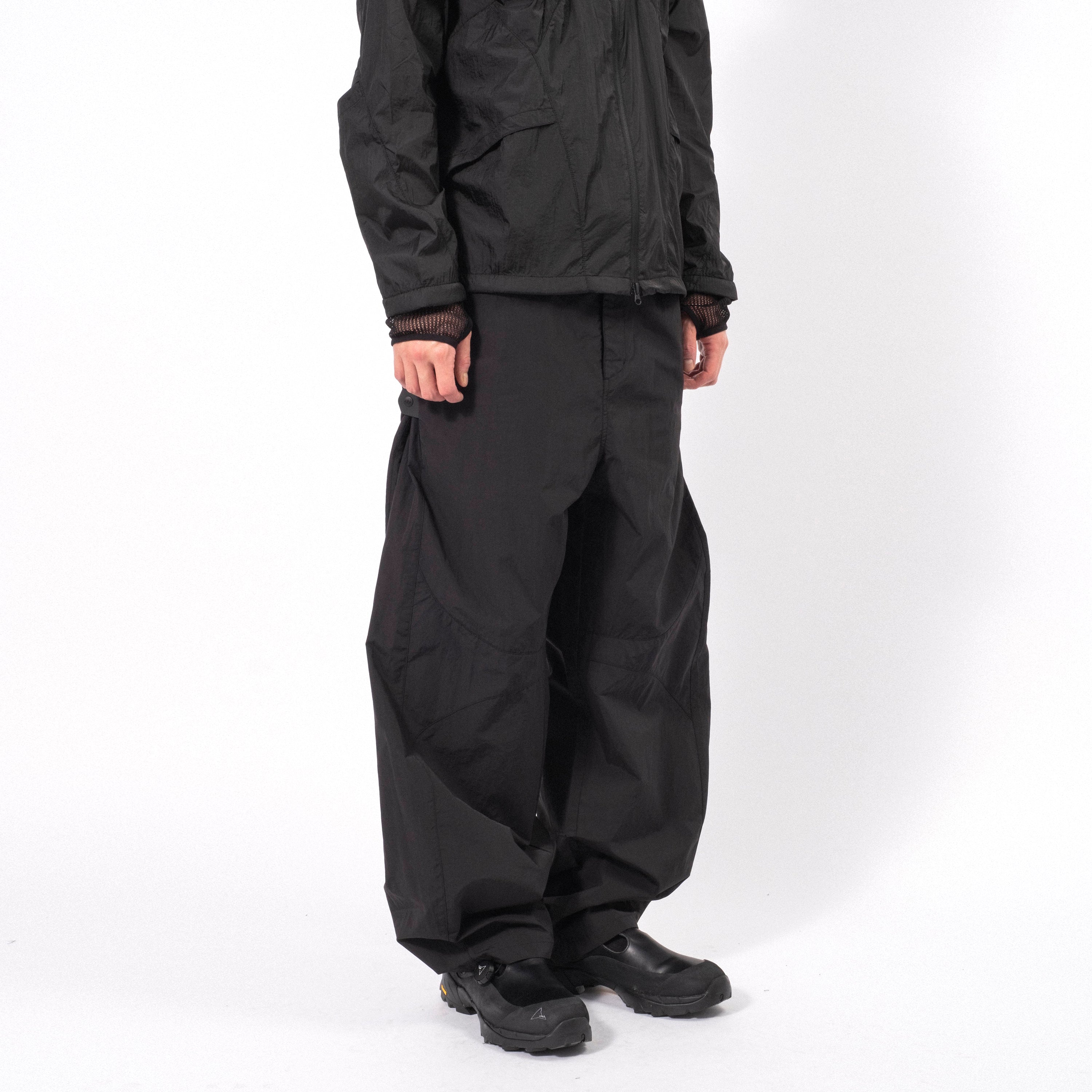 [SAN SAN GEAR] SIDE SNAP PANTS _ BLACK
