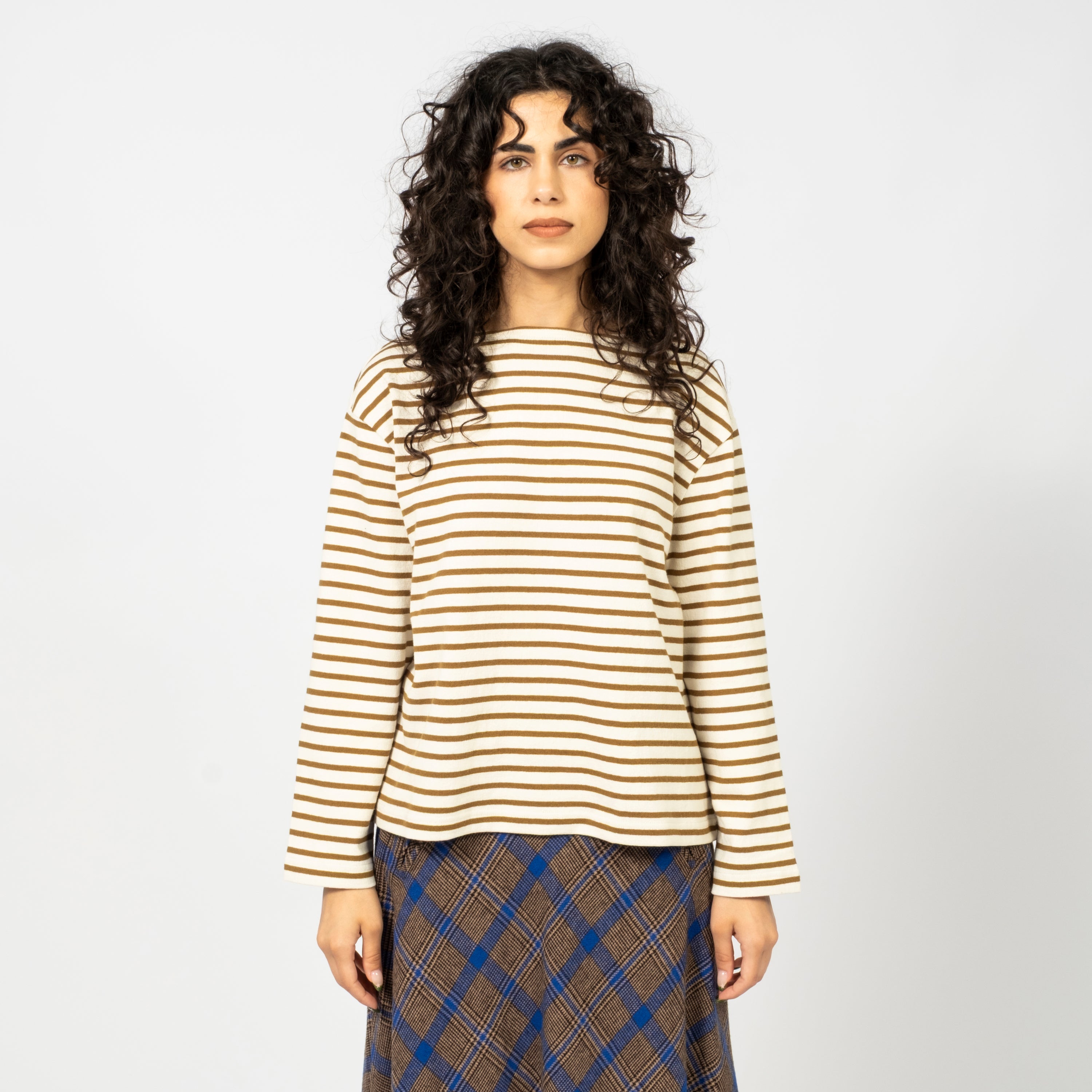 [BEAMS BOY] O.ELBOW PATCH BASQUE LONGSLEEVE T-SHIRT _ OLIVE