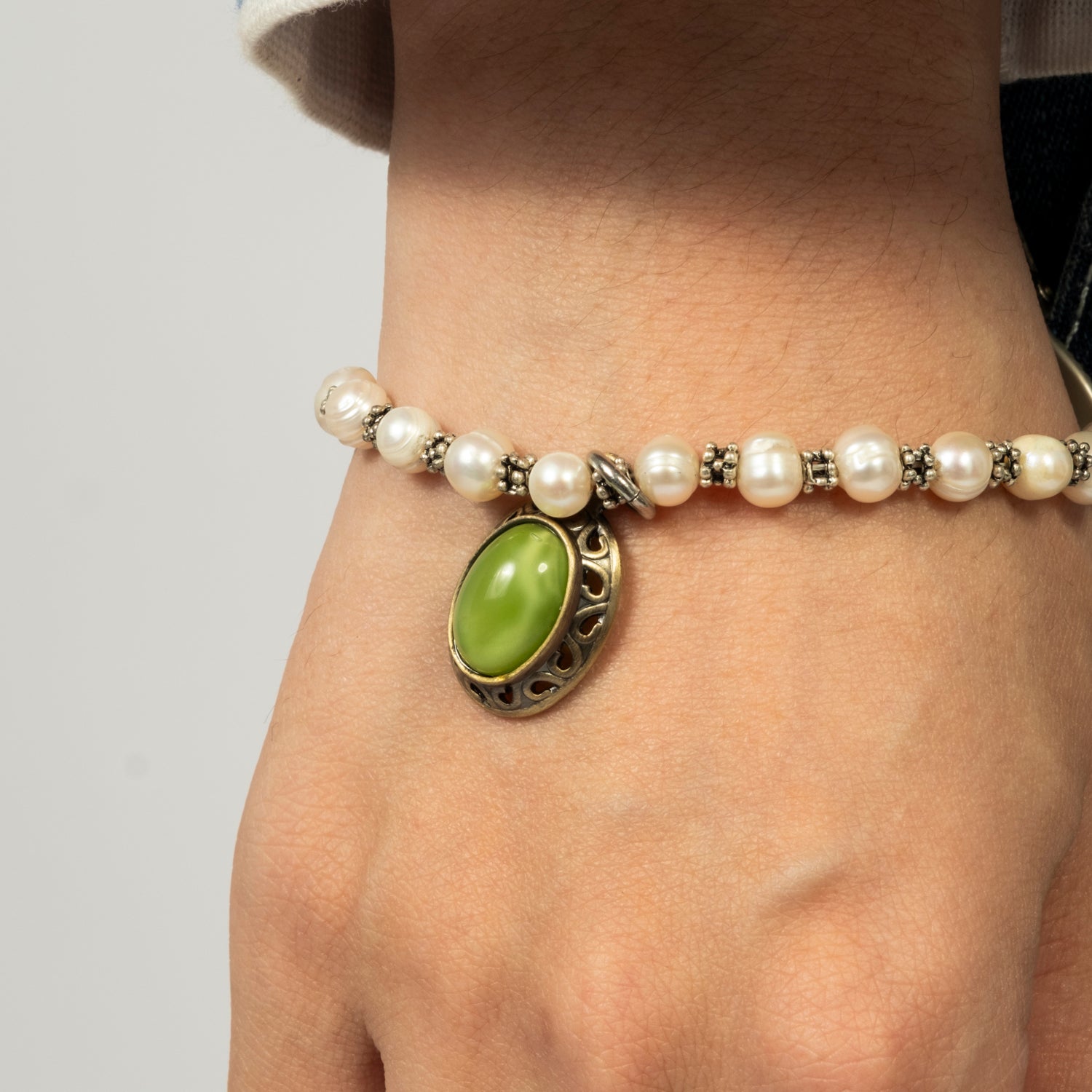 [52HZ LAB] JANUARY BRACELET