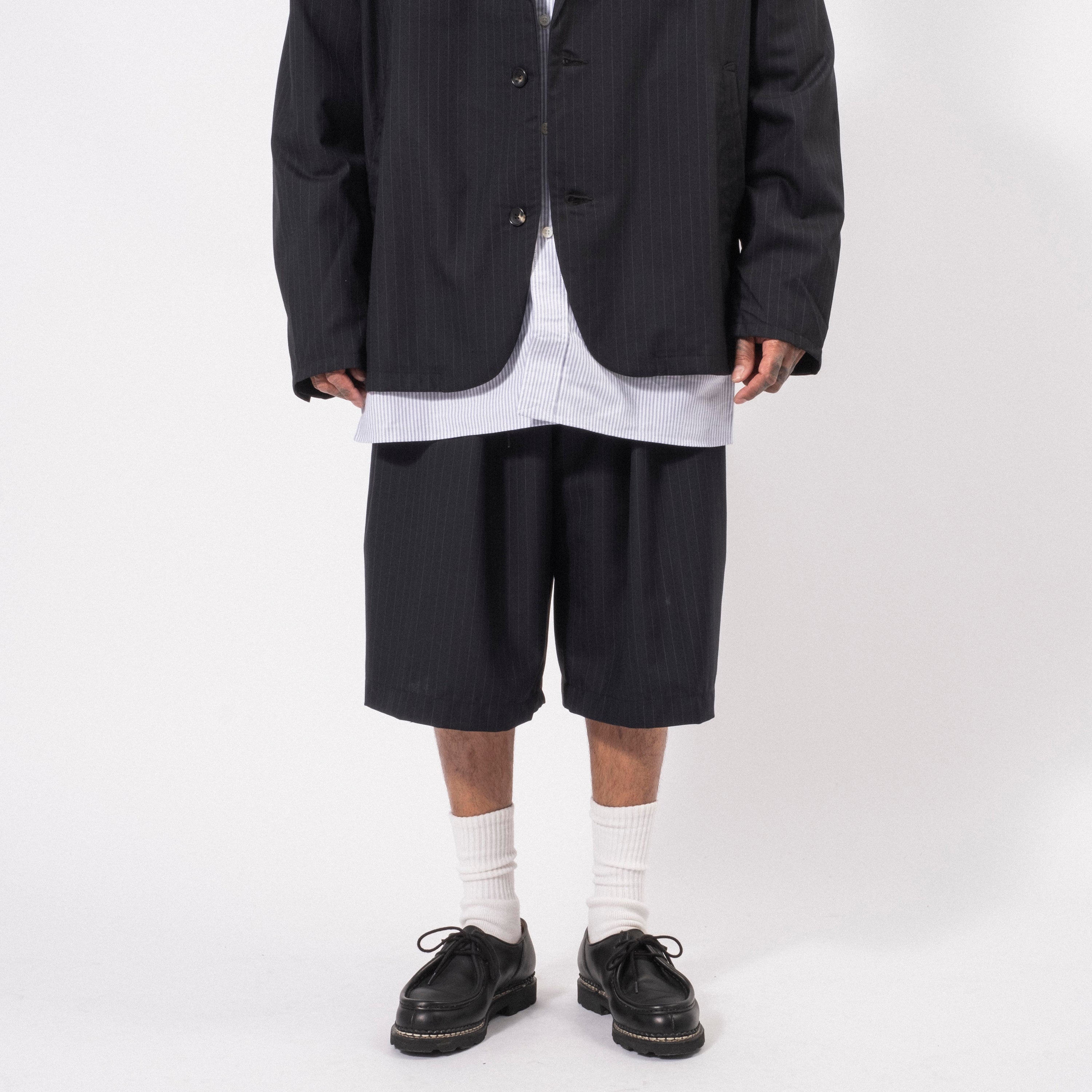 [SILLAGE] CIRCULAR SHORT PANTS _ BLACK STRIPE