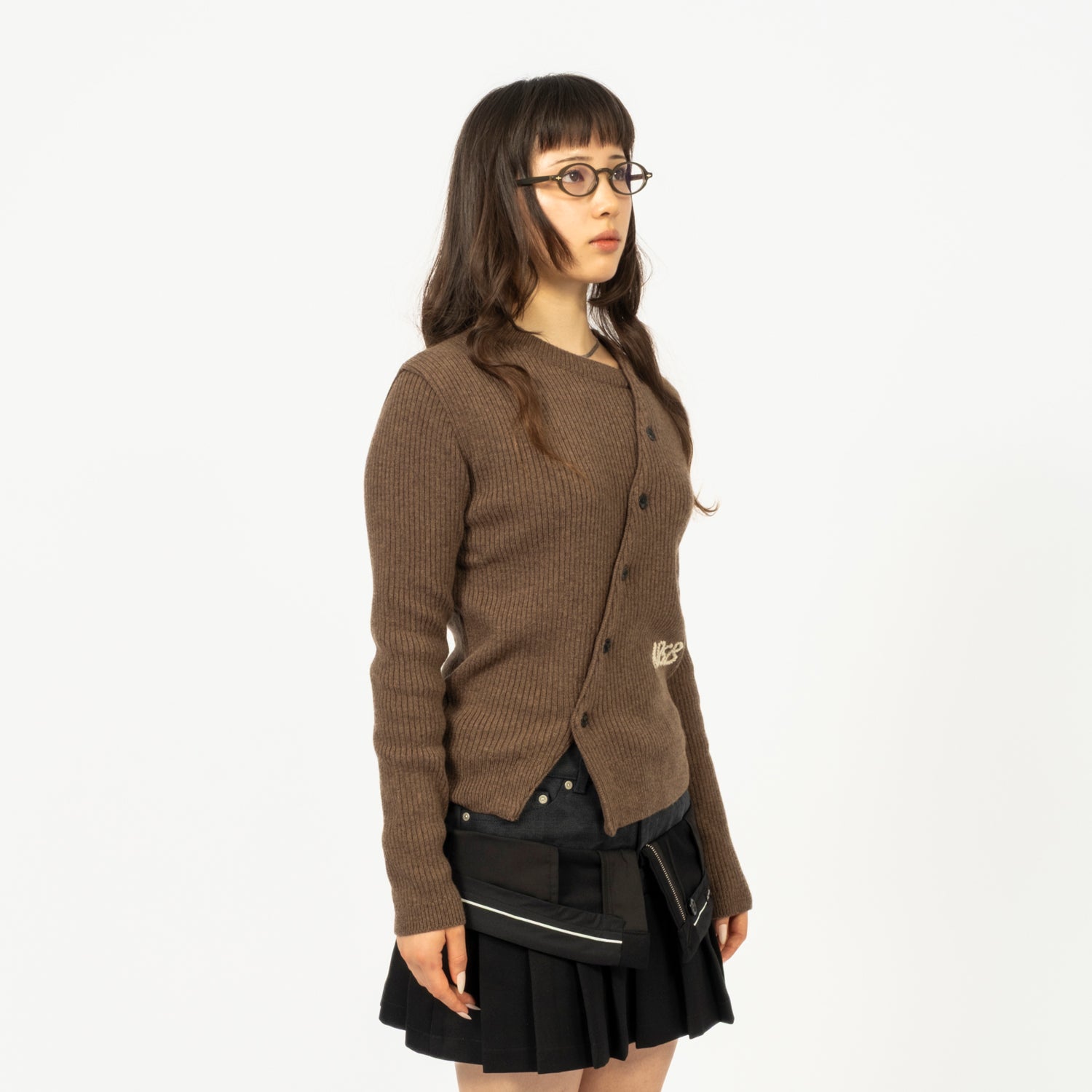 [ANDERSSON BELL] HAND STITCHED BASIC CARDIGAN _ BROWN