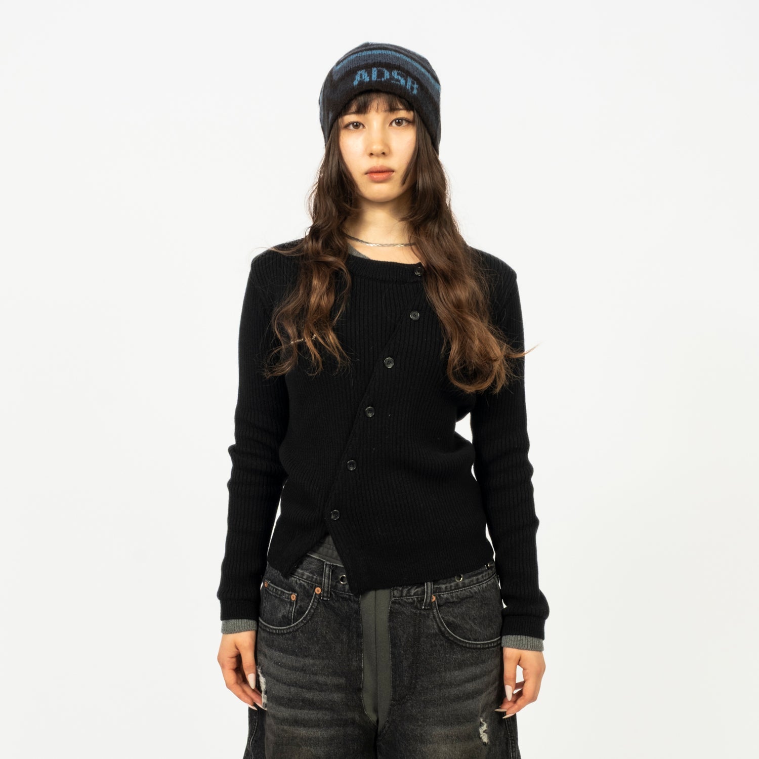 [ANDERSSON BELL] BUTTON SLIM KNIT CARDIGAN _ BLACK