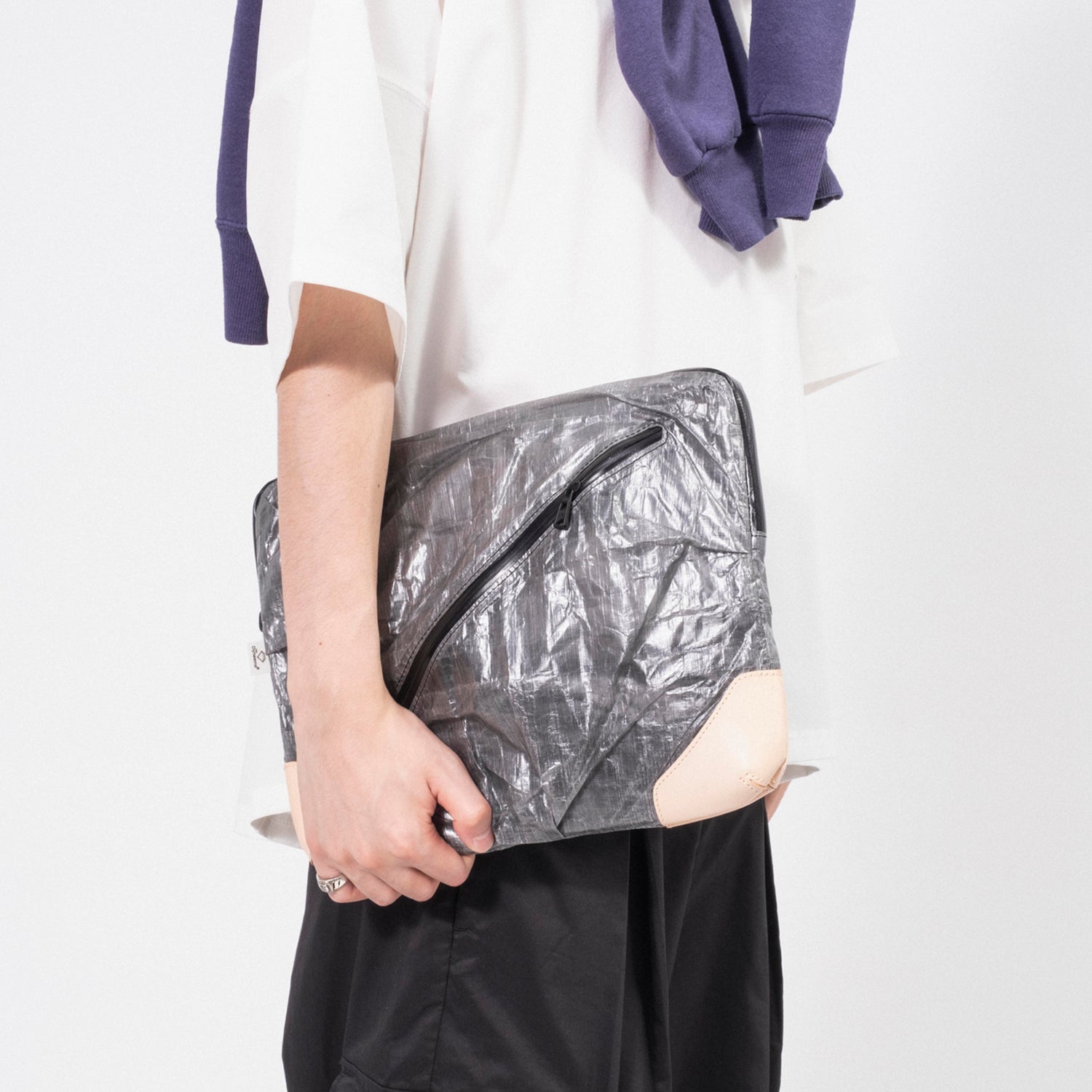[F/CE] 11" MOBILE SLEEVE WITH DYNEEMA® _ BLACK