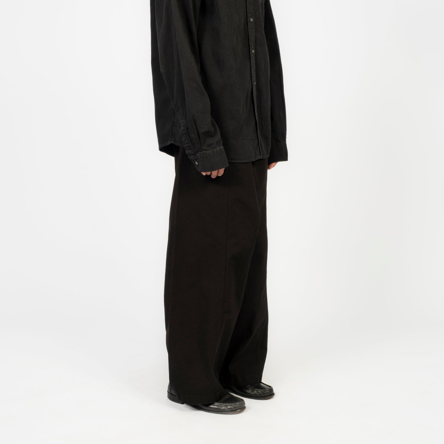 [HATCHINGROOM] SLUMP TROUSERS _ BLACK