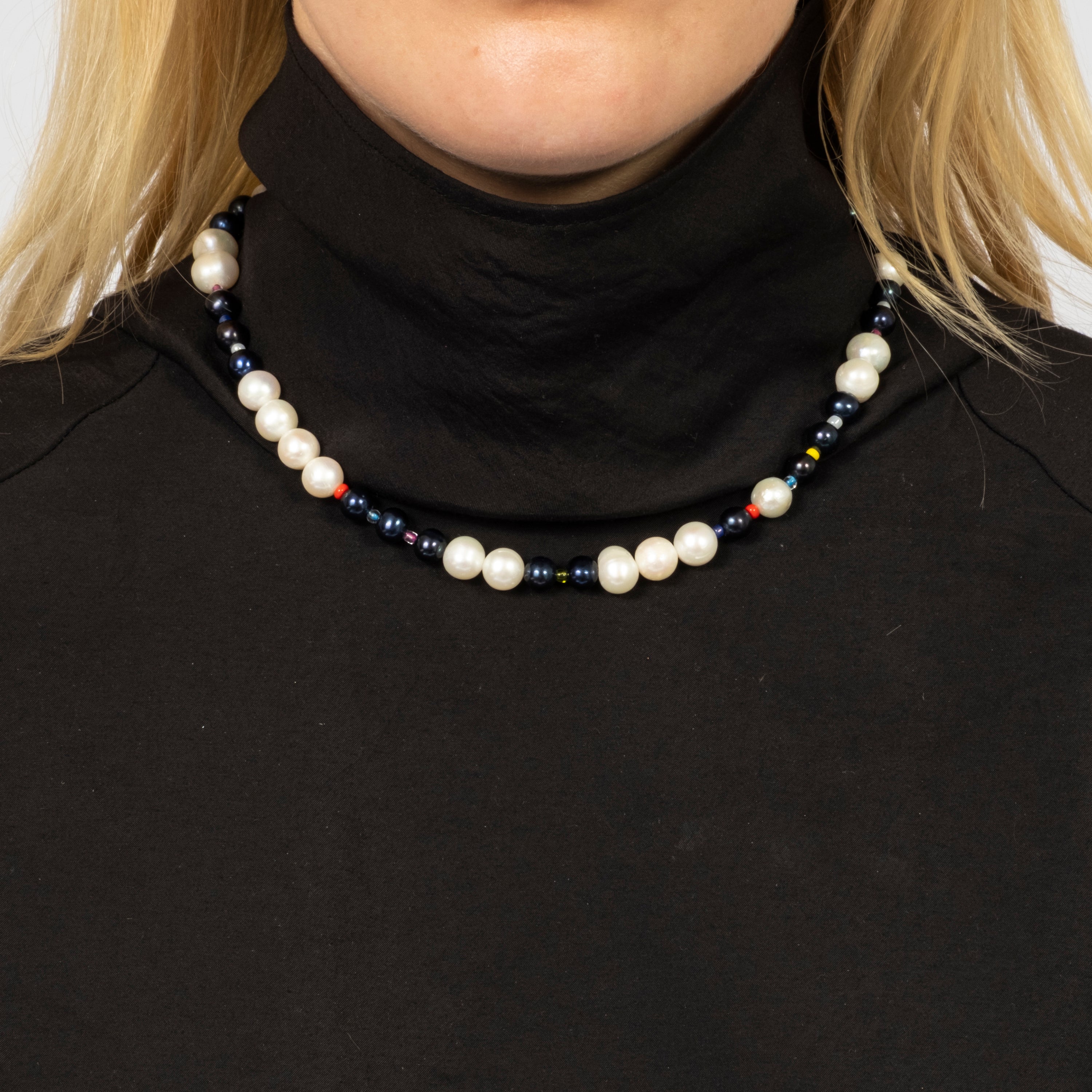 [52HZ LAB] ZEBRA NECKLACE