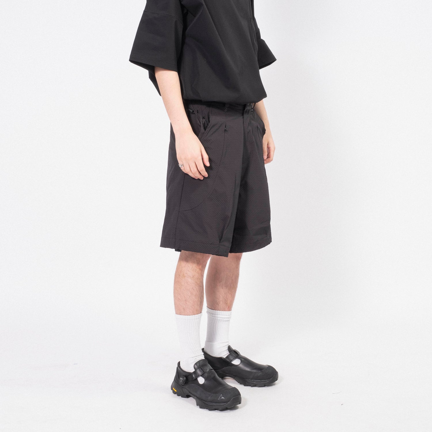 [GANDER] CASTLE SHORT _ BLACK