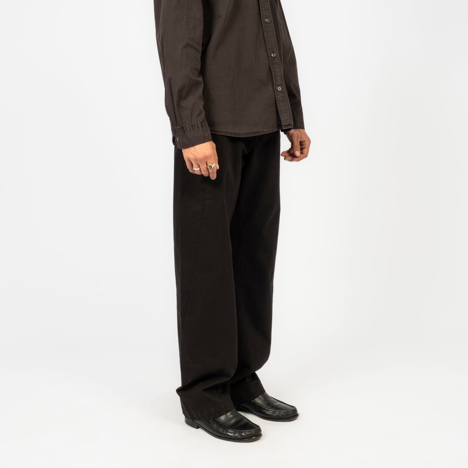 [HATCHINGROOM] SILENT TROUSERS _ BLACK