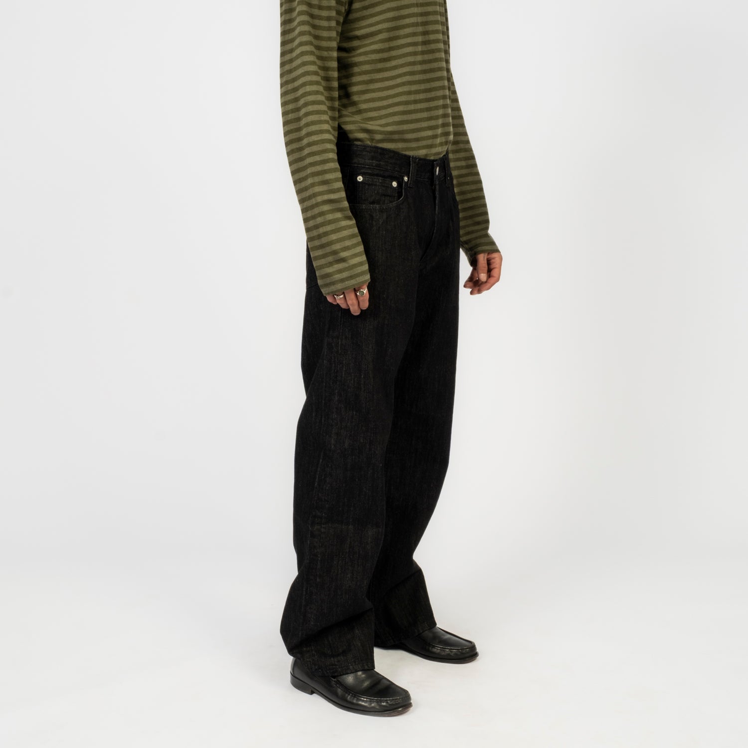 [HATCHINGROOM] STRAIGHT JEANS _ BLACK