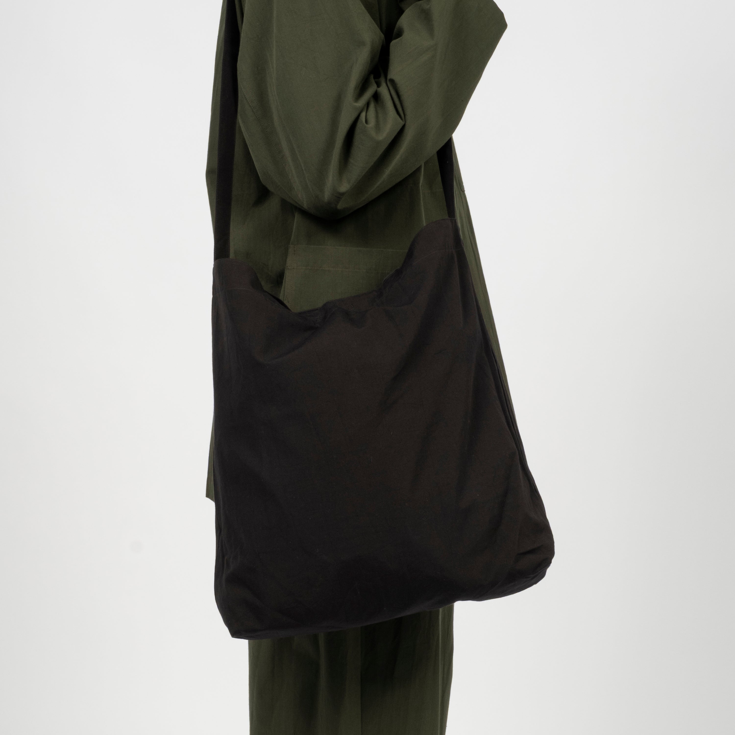 [YOKO SAKAMOTO] RESEARCHER BAG LARGE _ BLACK