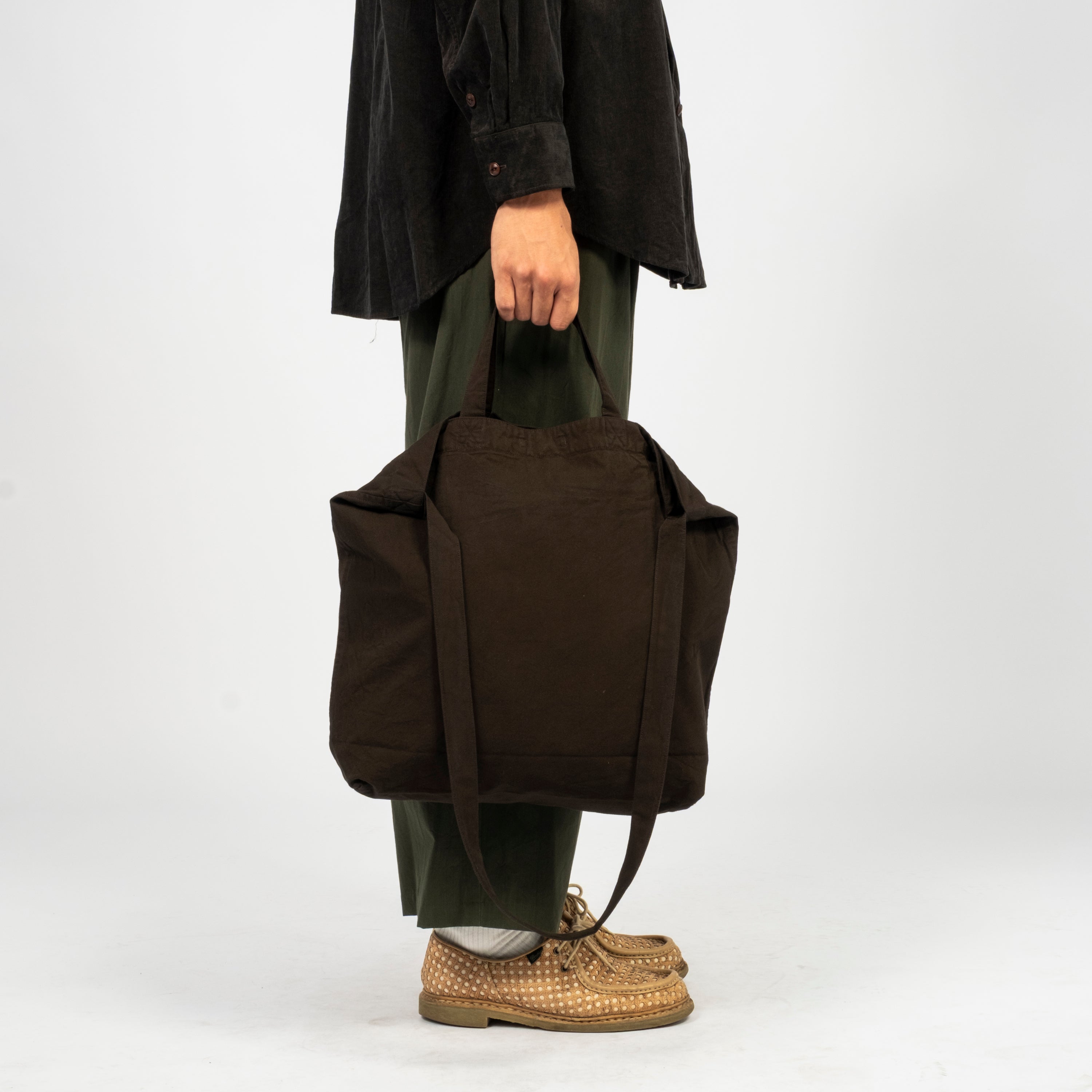 [YOKO SAKAMOTO] RESEARCHER BAG LARGE _ KAKISHIBU