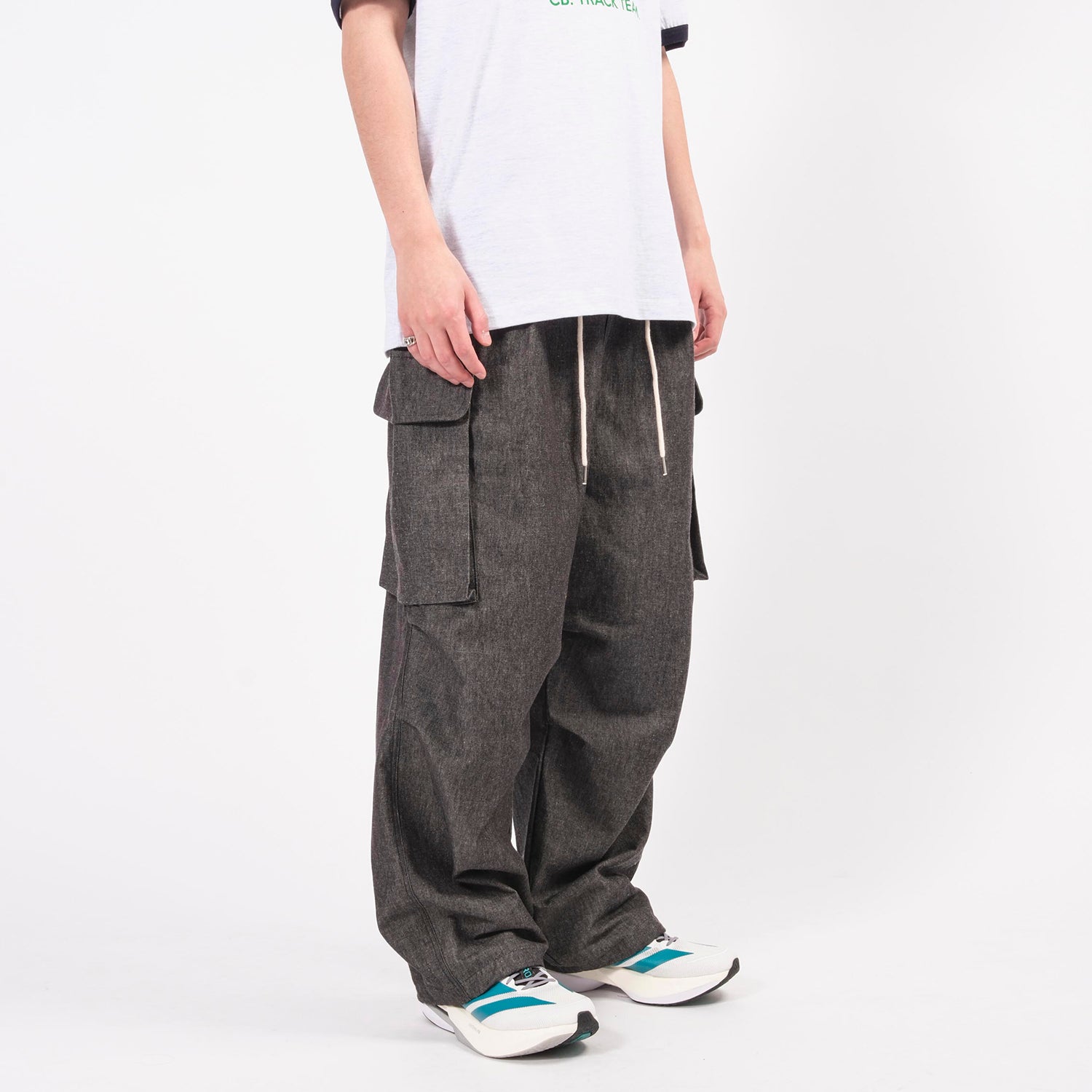 [CONICHIWA BONJOUR] CB WIDE CARGO PANTS _ DENIM LIKE