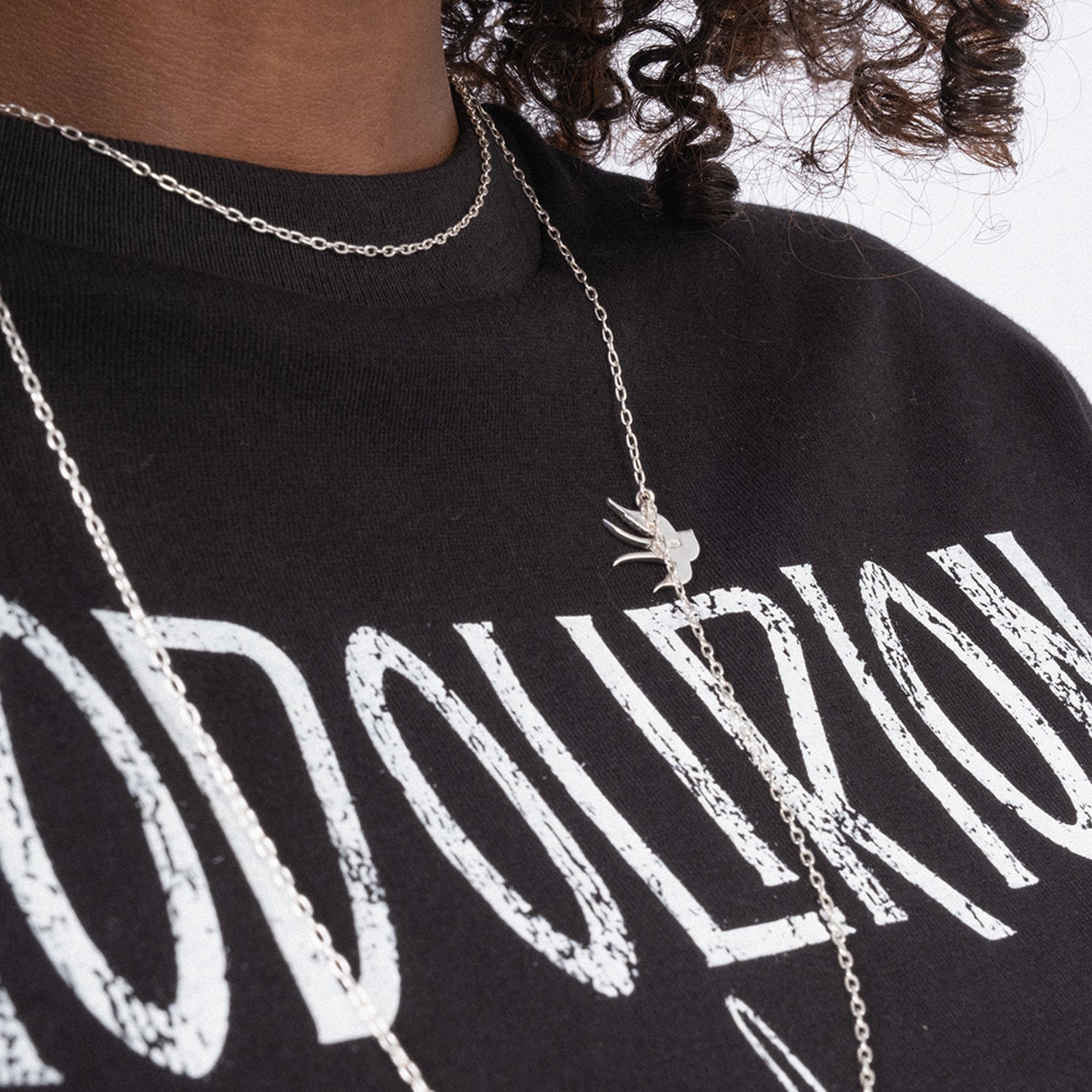 [RHODOLIRION] PS1138 SWALLOW NECKLACE