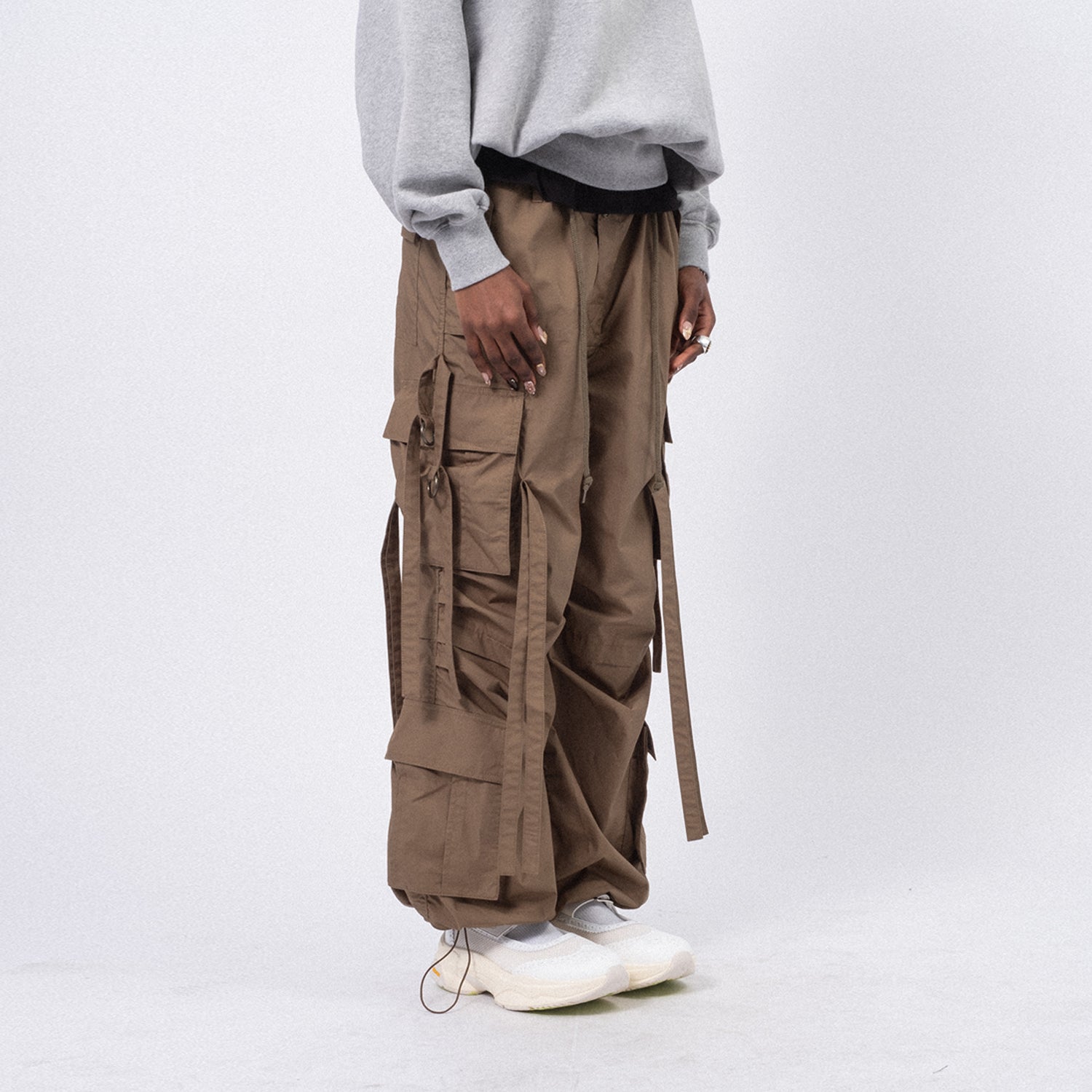 [RHODOLIRION] PS1052 TECHNO PANTS _ A-OLIVE