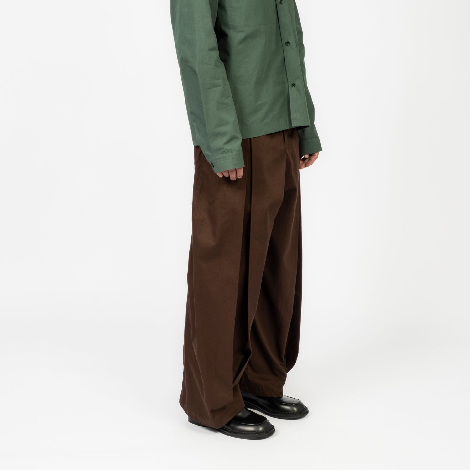 [SAGE NATION] BOX PLEAT TROUSER _ BROWN