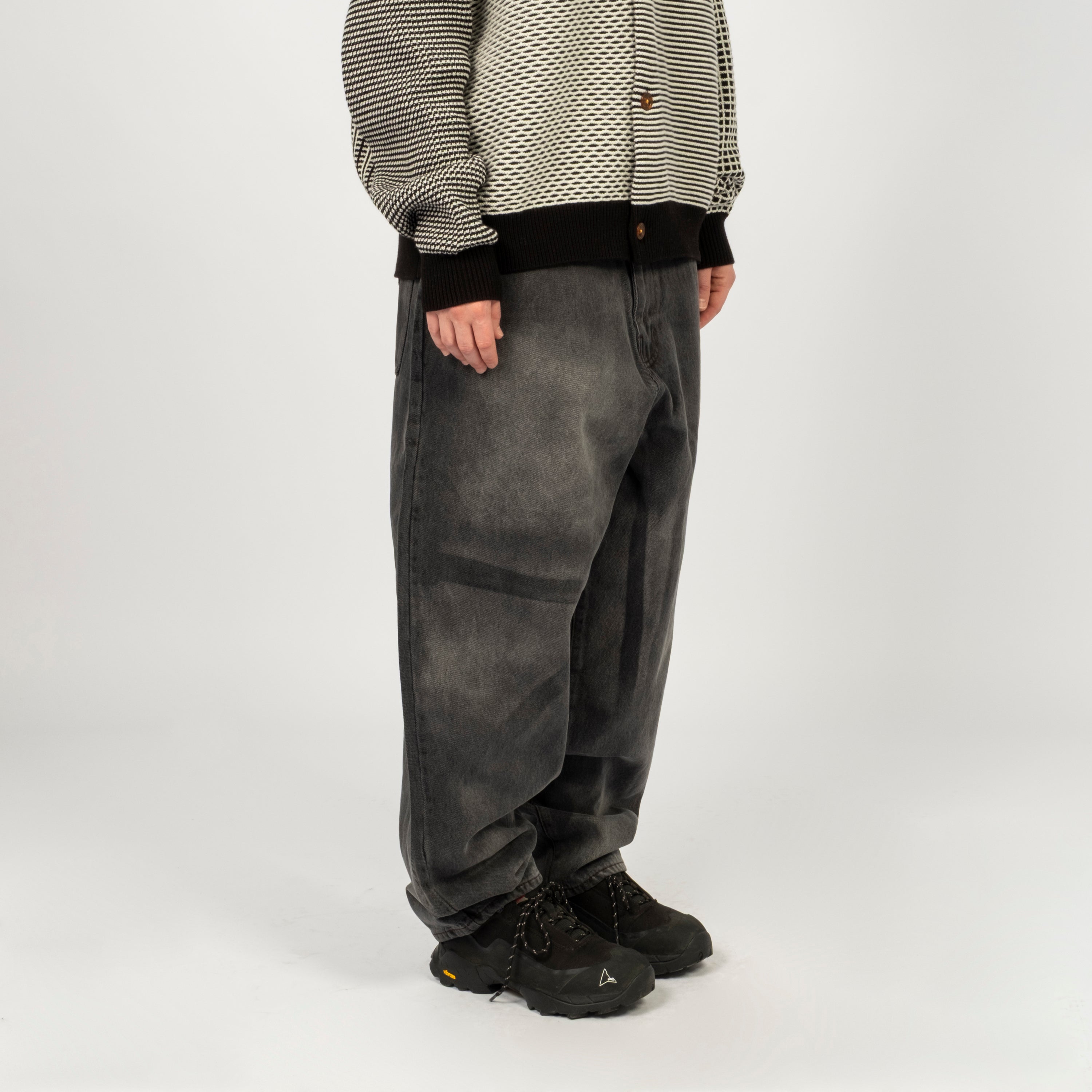 [PHINGERIN] 6 POCKET JEANS LAZER _ B.BLACK