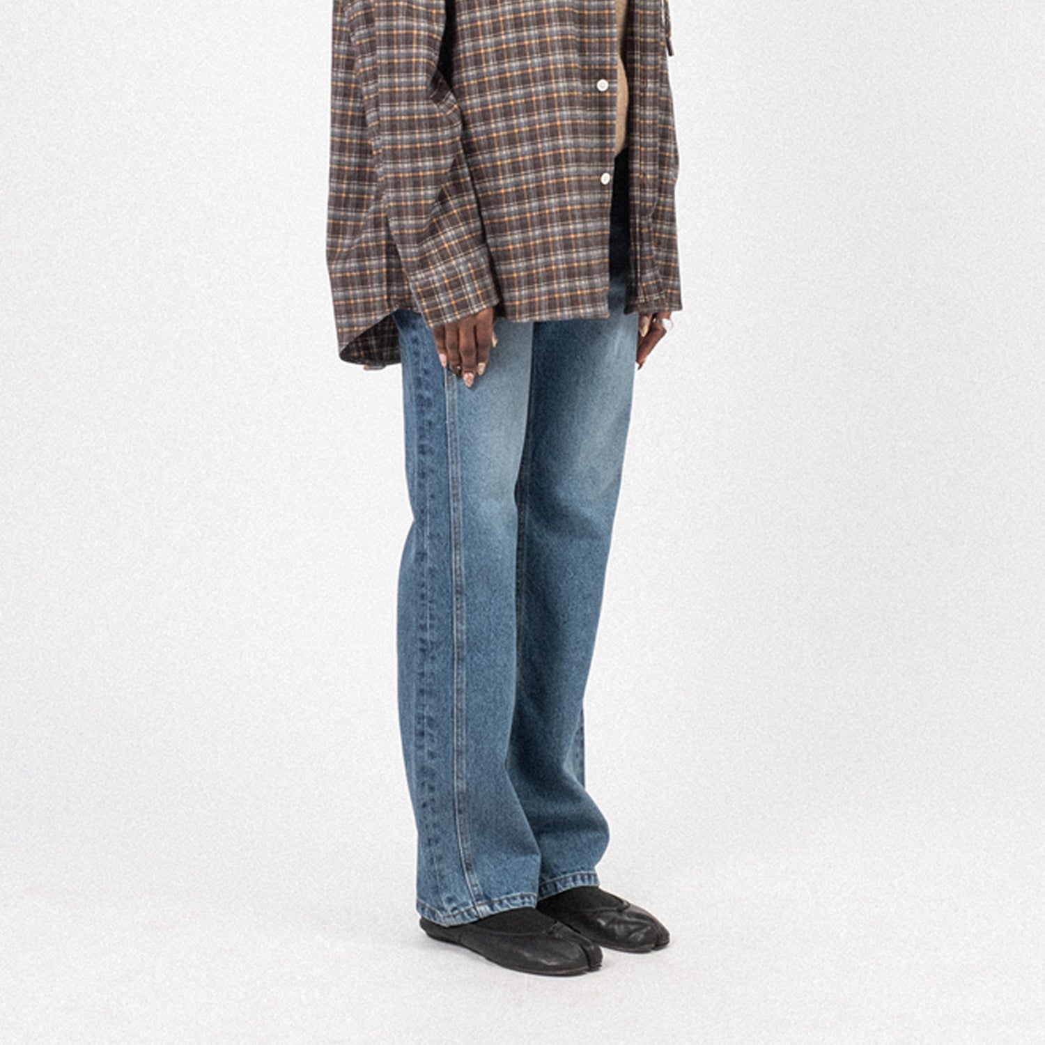 [DUNST] LINEAR STRAIGHT JEANS _ CLASSIC BLUE