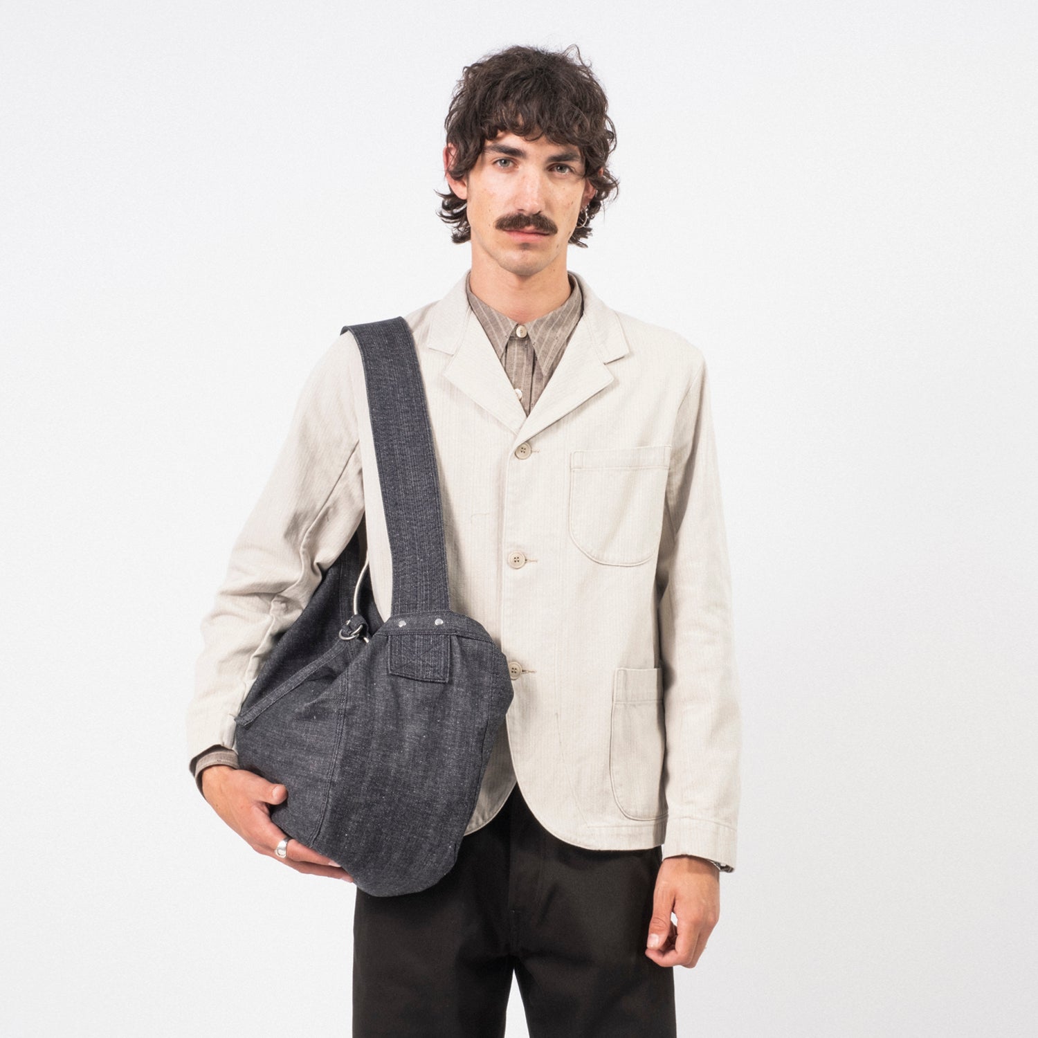 [T.T] LOT.004 NEWSBOY BAG _ RAW INDIGO