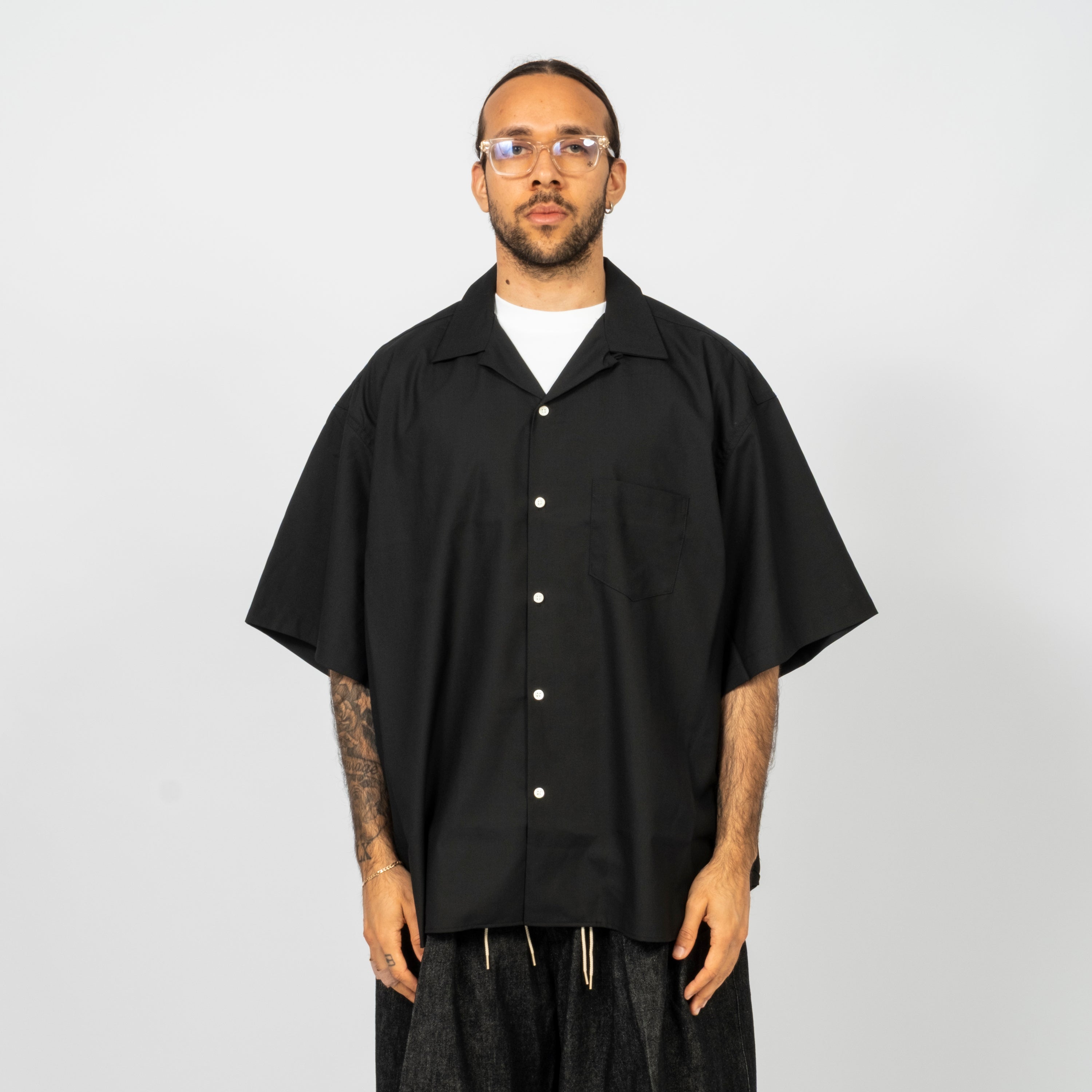 [SILLAGE] RE-ENGINEERED OVERSHIRT SHORT SLEEVE _ BLACK