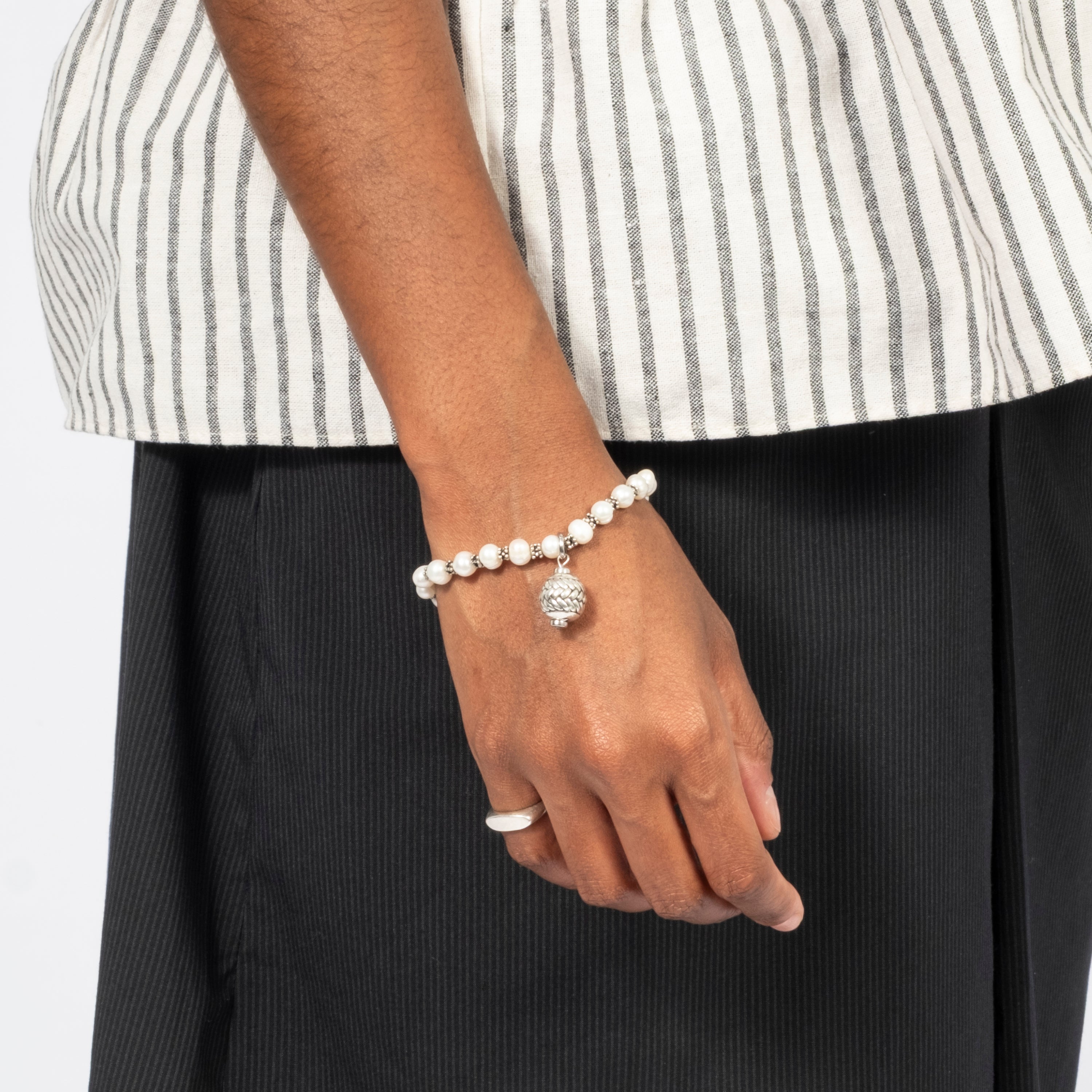 [52HZ LAB] UNDINE BRACELET