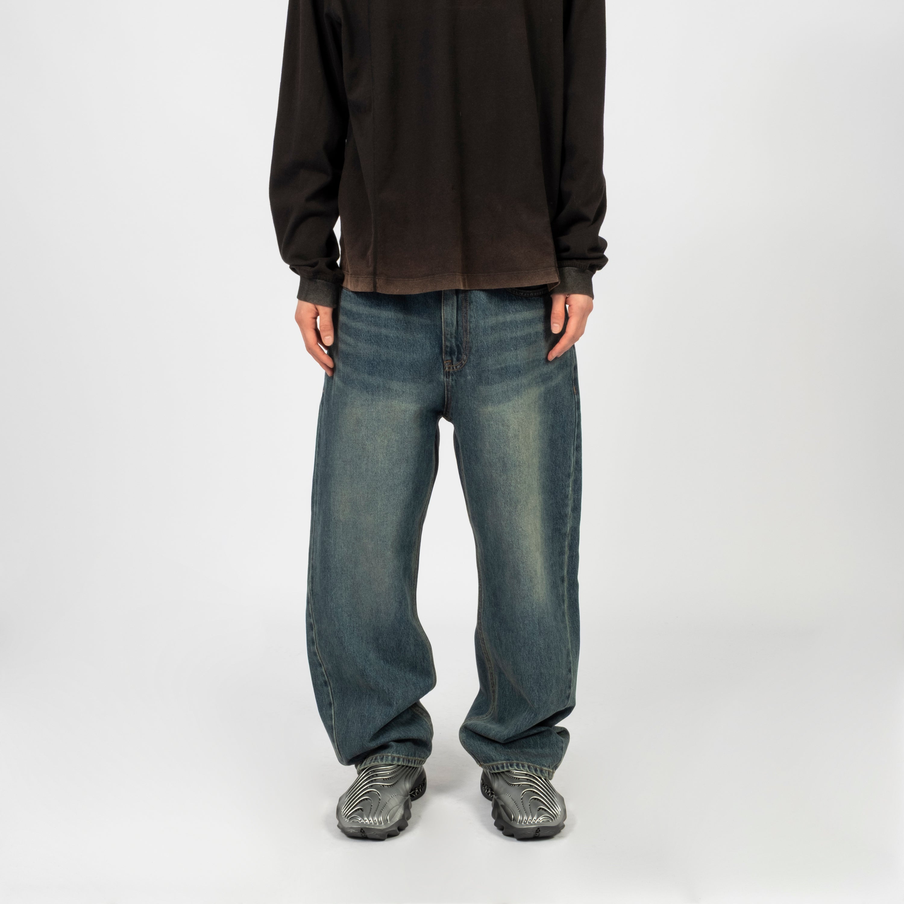 [UNAFFECTED] CURVED WIDE DENIM _ DARK BLUE