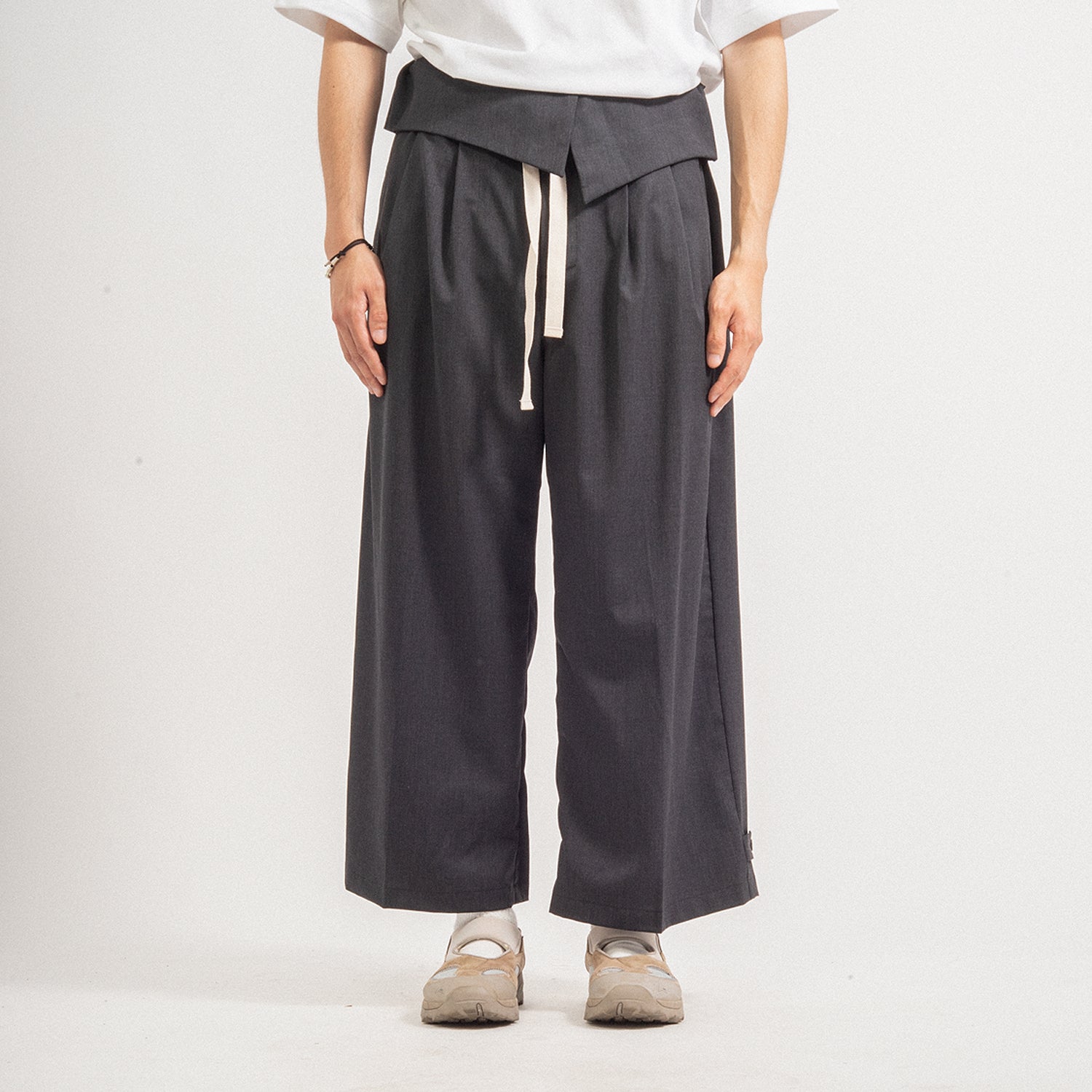 [SILLAGE] GURKHA PANTS TWILL _ ANTHRACITE – MAILLOT