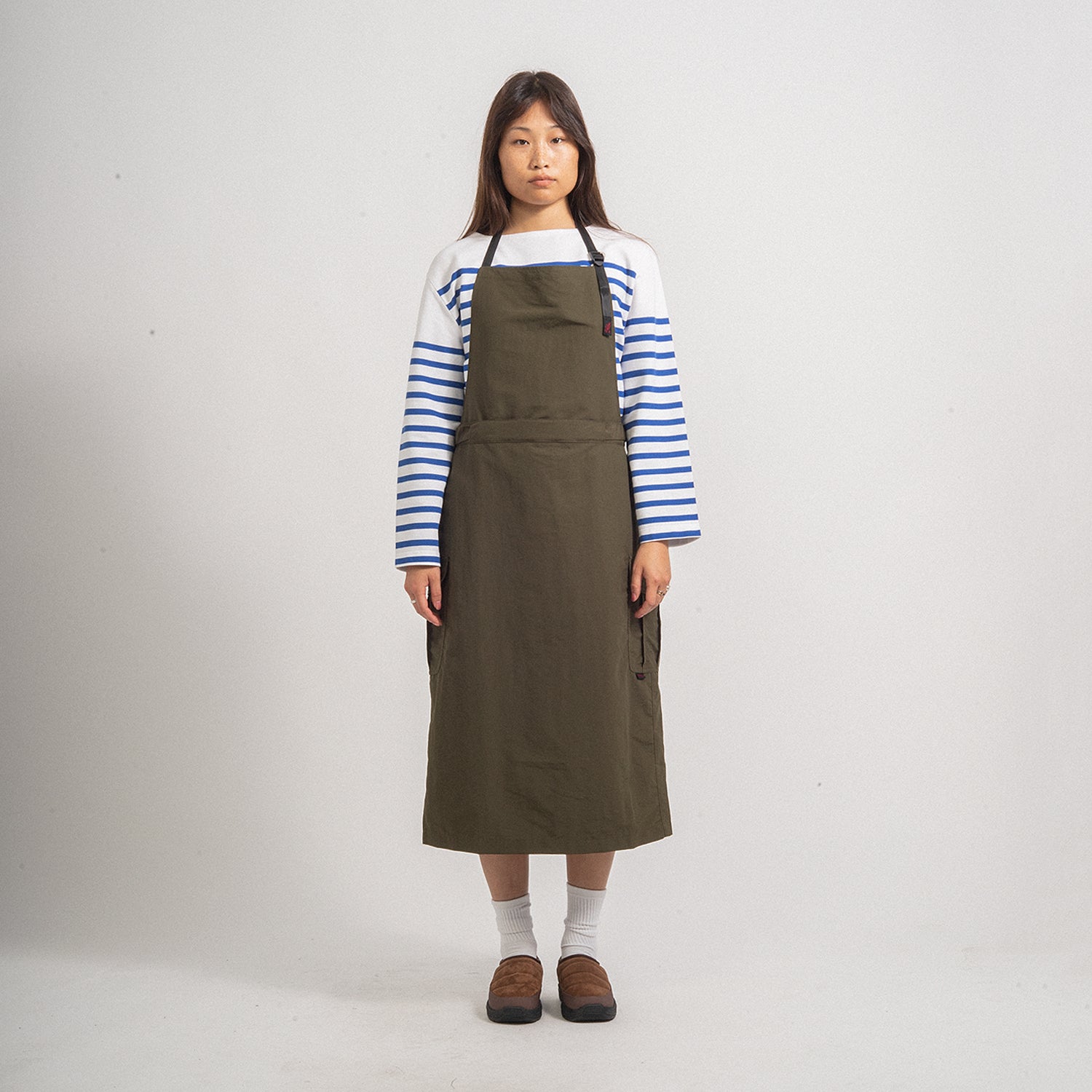 [GRAMICCI] NYLON TUSSAH CONVERTIBLE APRON DRESS _ DEEP OLIVE