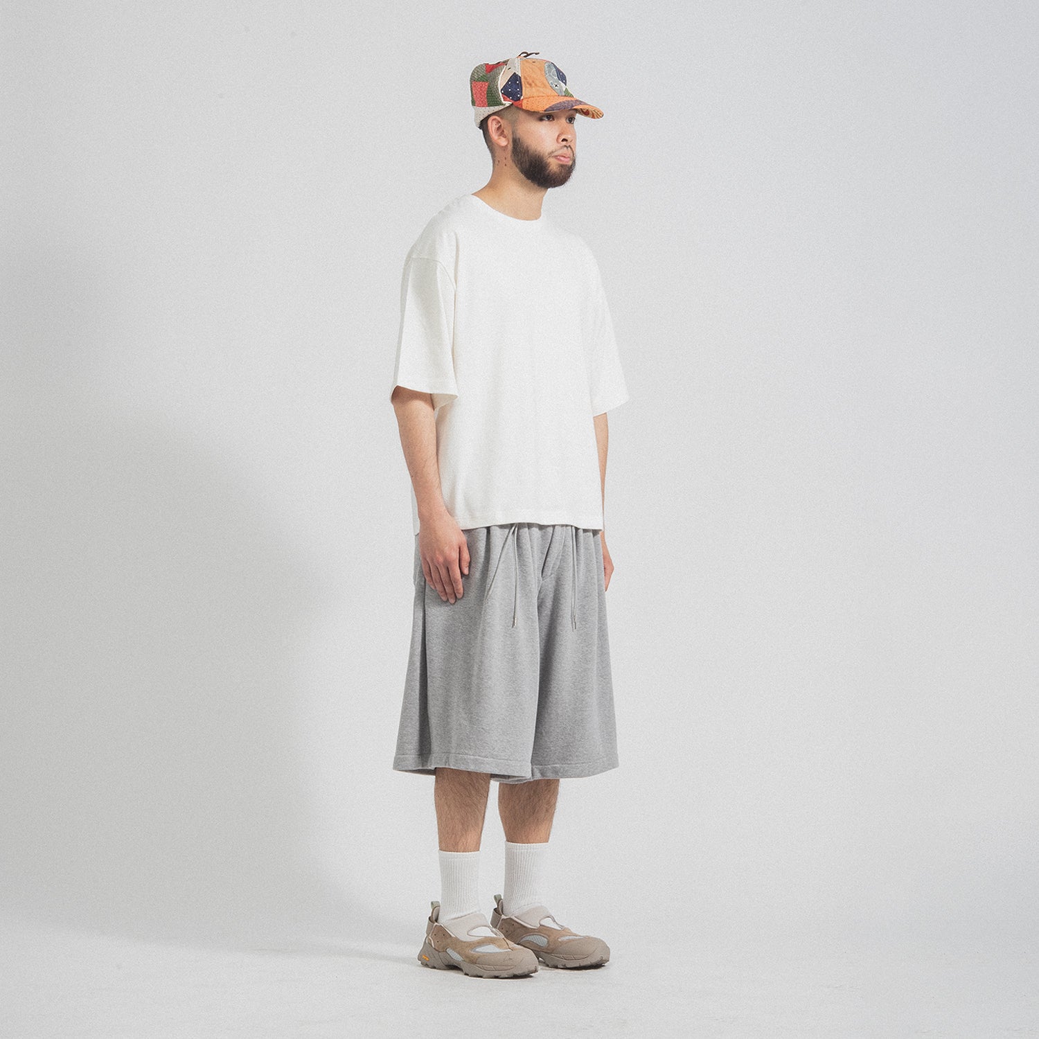 sillage loop wheel baggy trousers スウェット - パンツ