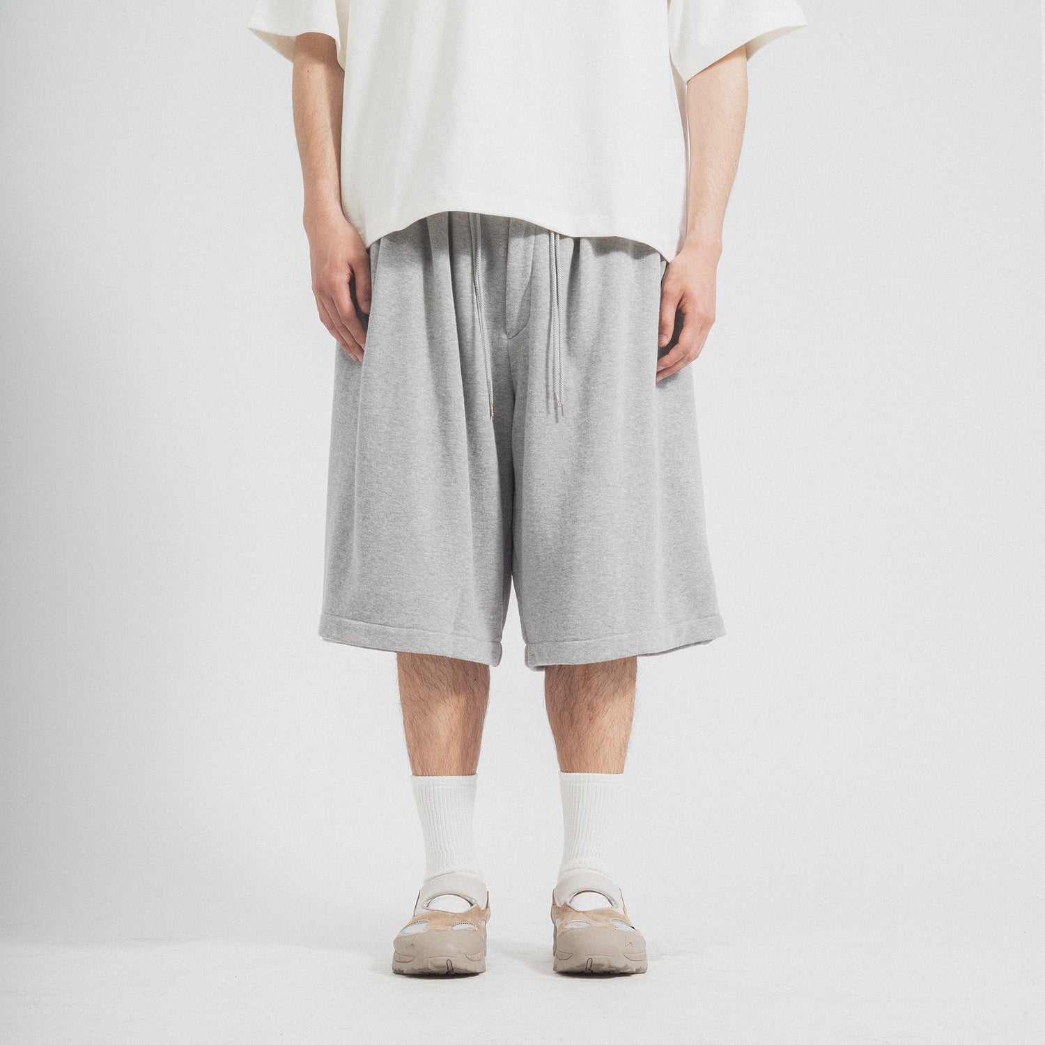 [SILLAGE] LOOP WHEEL CIRCULAR SHORT PANTS