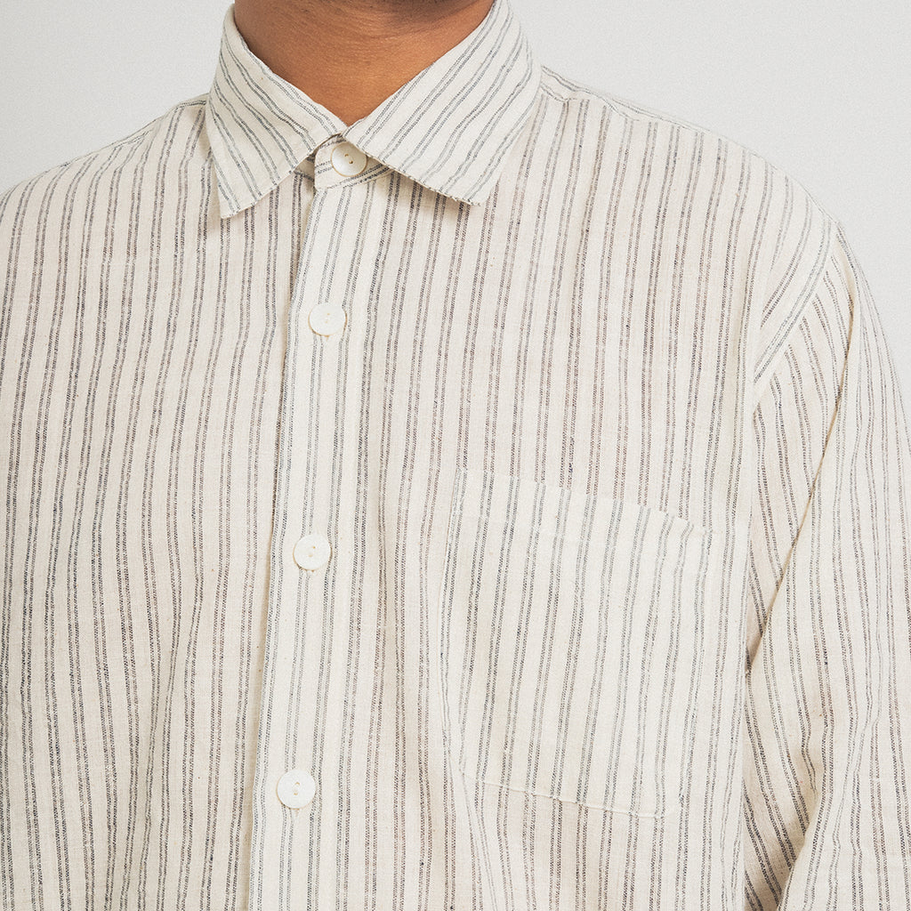 [KARU RESEARCH] HANDLOOM LS SHIRT _ ECRU/BLACK