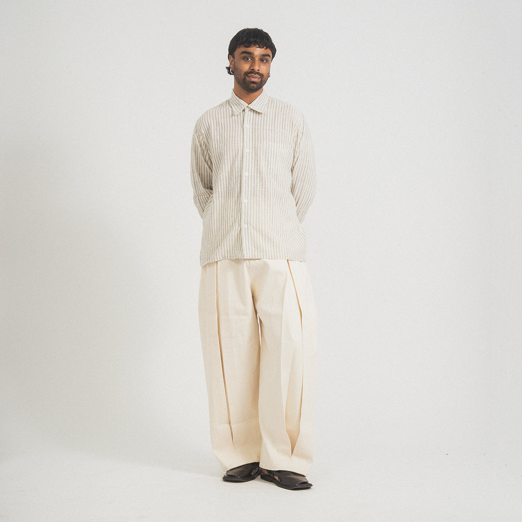 [KARU RESEARCH] HANDLOOM LS SHIRT _ ECRU/BLACK