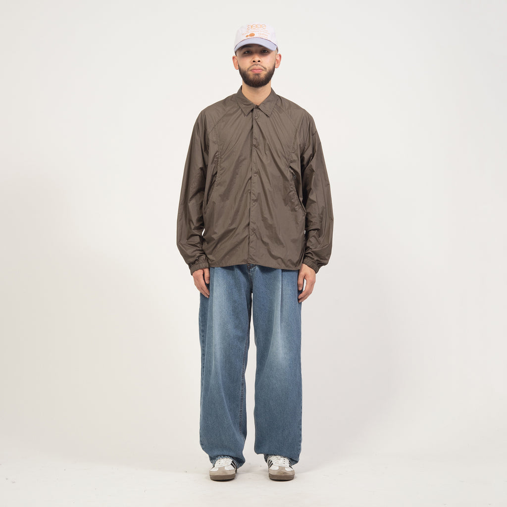 [UNAFFECTED] TRACK SHIRT _ CHARCOAL BROWN