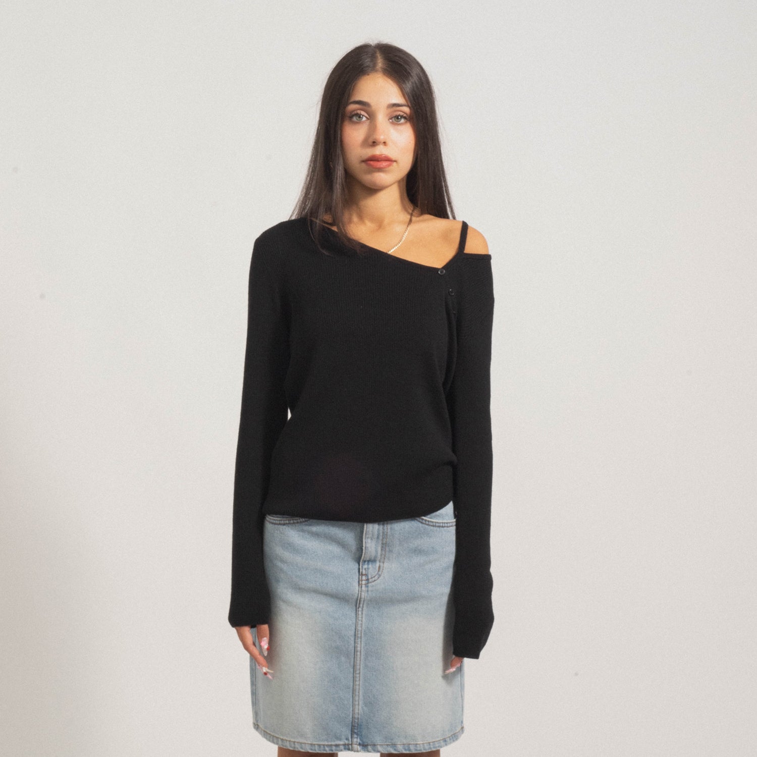 [DUNST] RIBBED CUT OUT KNIT TOP _ BLACK