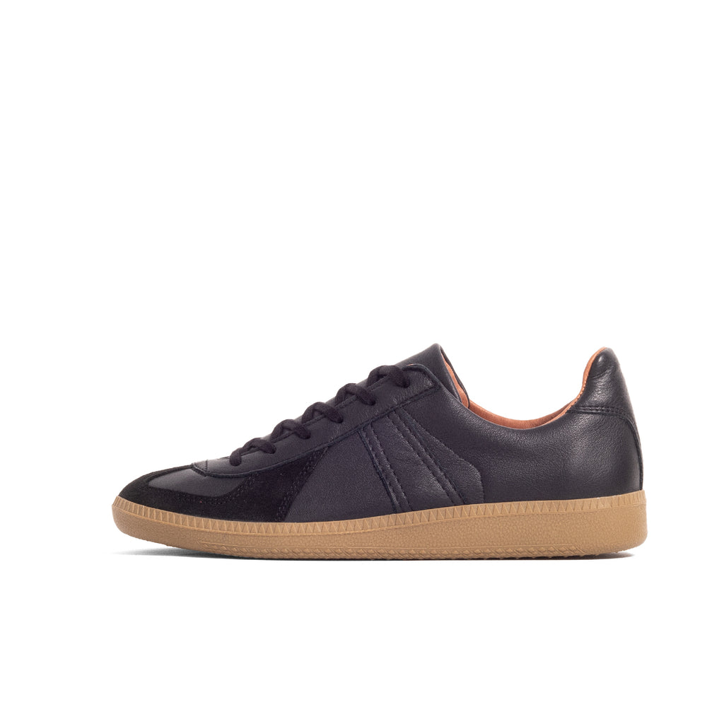 [REPRODUCTION OF FOUND] GERMAN MILITARY TRAINER _ BLACK