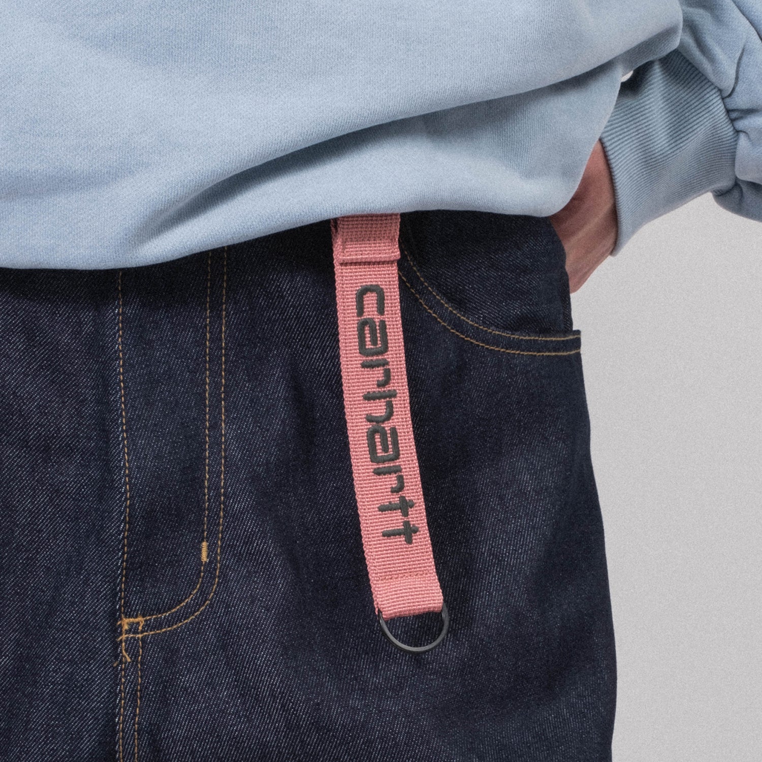 [CARHARTT] JADEN KEYHOLDER _ DUSTY ROSE / SYCAMORE TREE