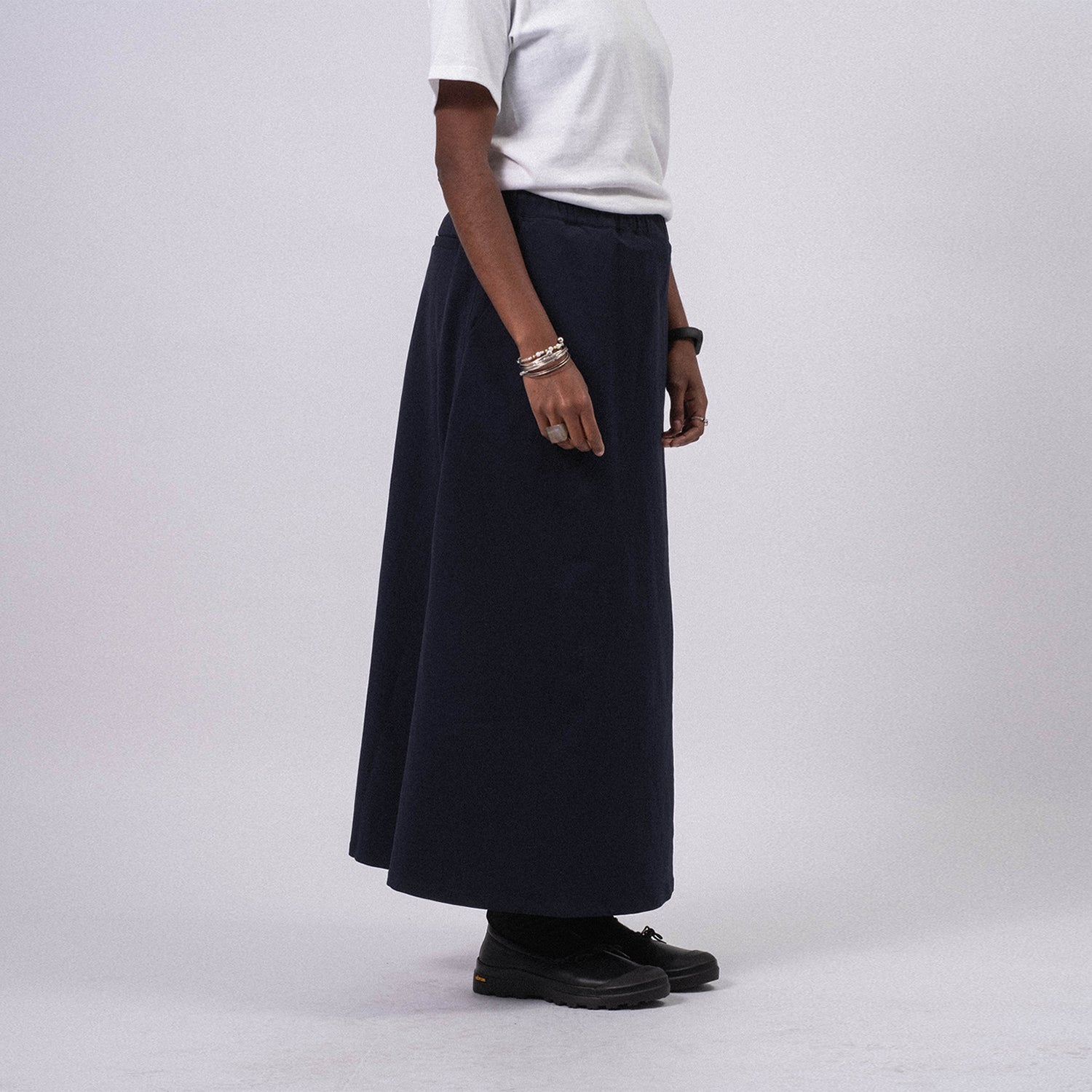 [NANAMICA] ALPHADRY SKIRT _ NAVY