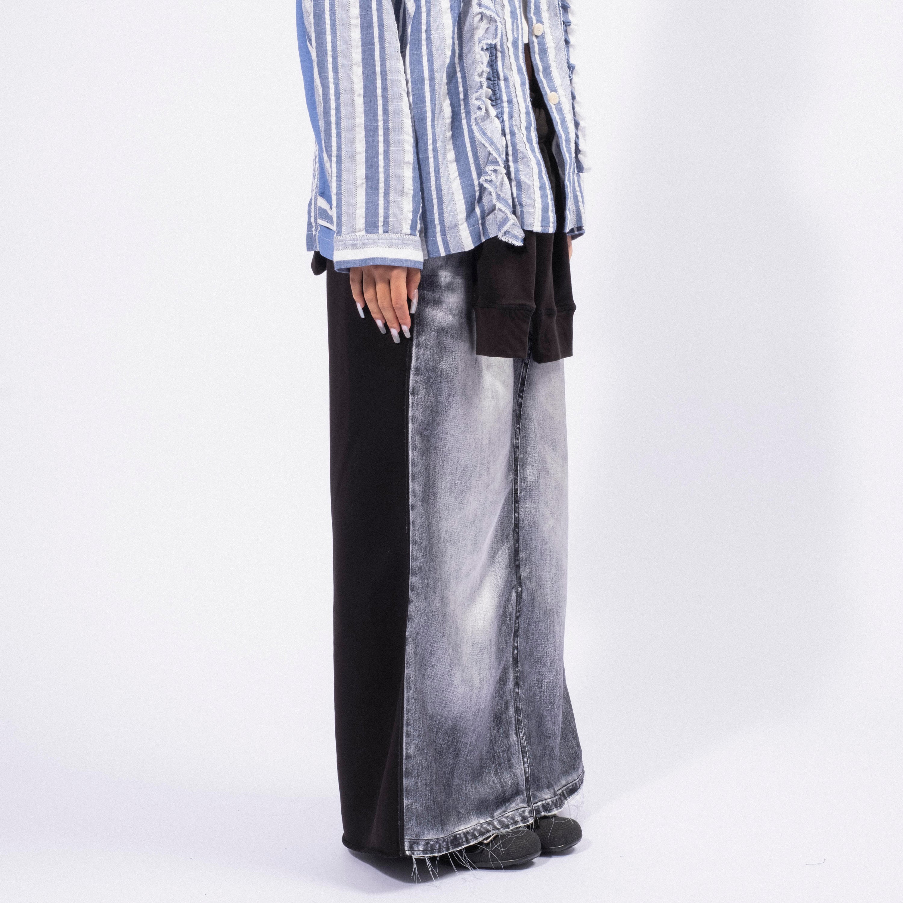[OPEN YY] FRONT JEAN EFFECT JERSEY SKIRT _ BLACK