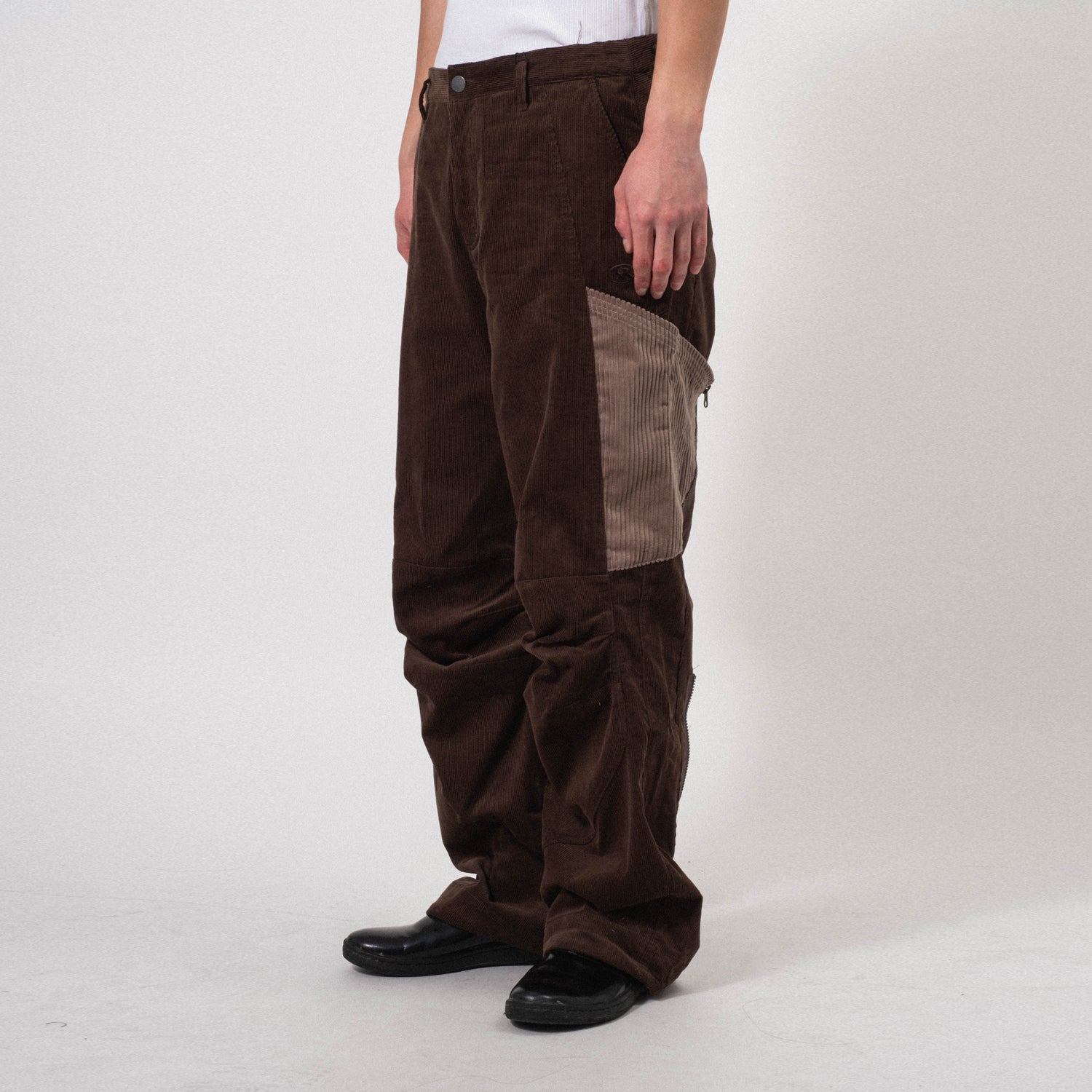 [SAN SAN GEAR] CORDUROY POCKET PANTS _ BROWN