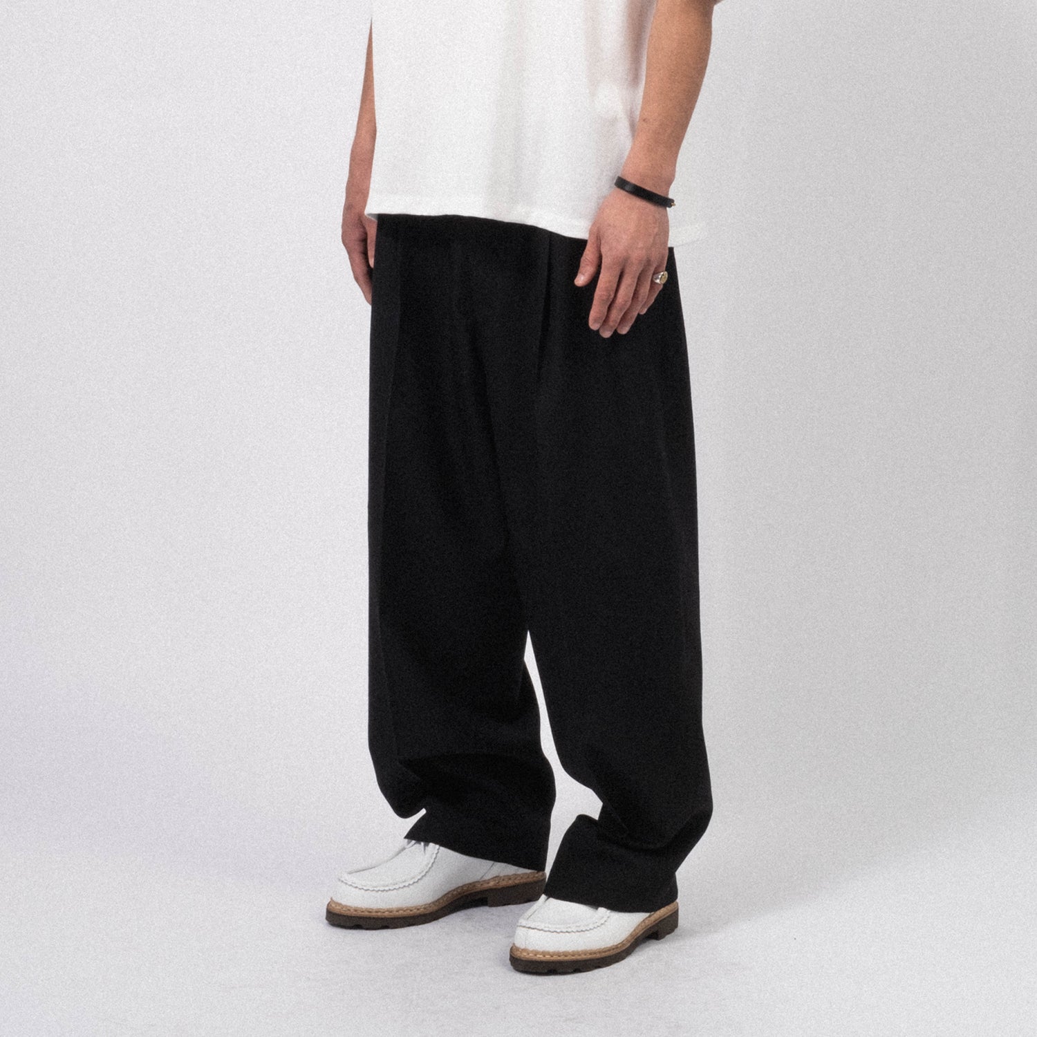 [YOKO SAKAMOTO] CLASSIC WIDE TROUSERS _ BLACK